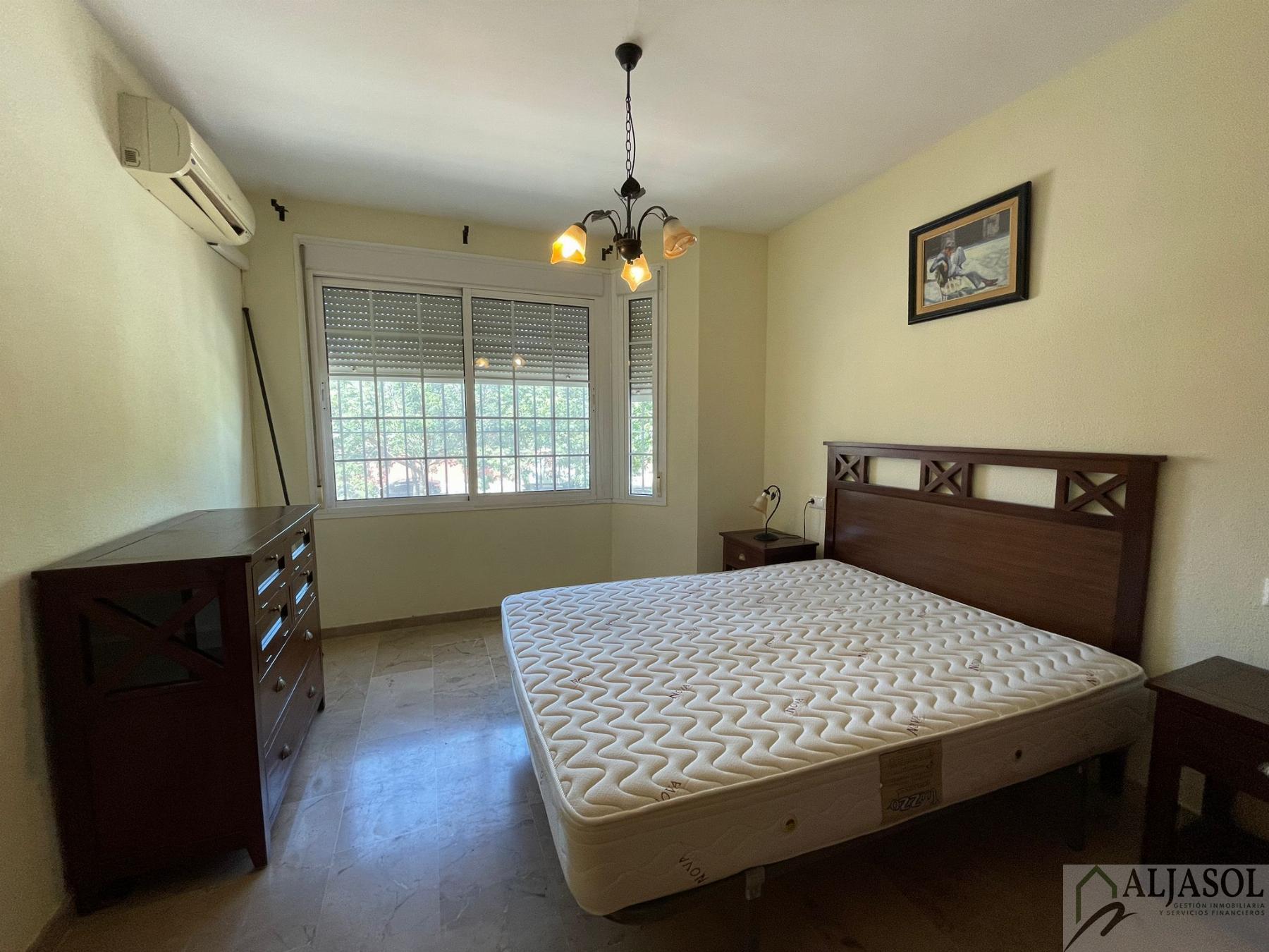 For sale of house in Bollullos de la Mitación