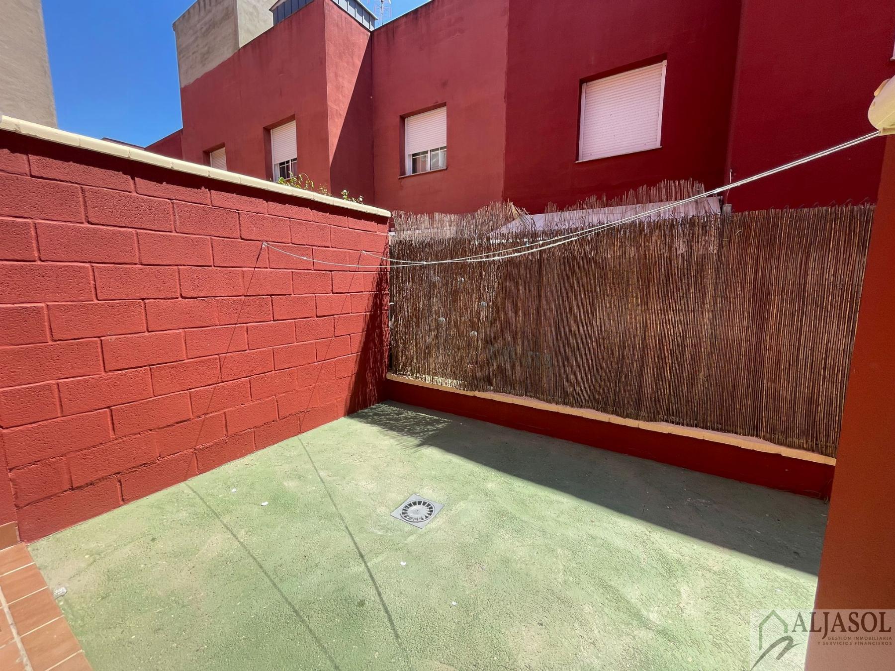 For sale of house in Bollullos de la Mitación