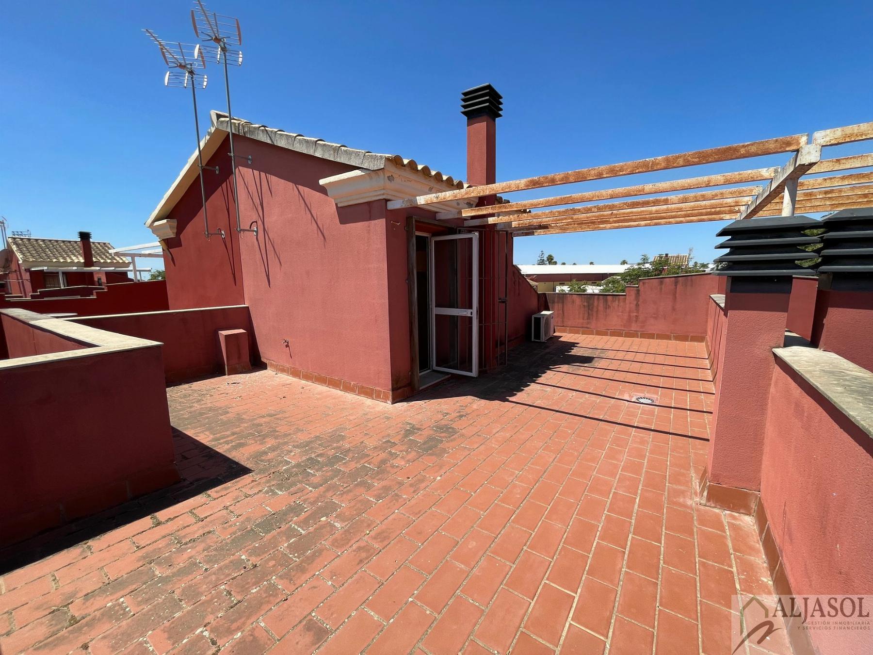 For sale of house in Bollullos de la Mitación