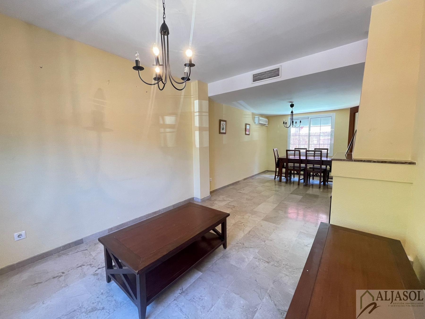 For sale of house in Bollullos de la Mitación