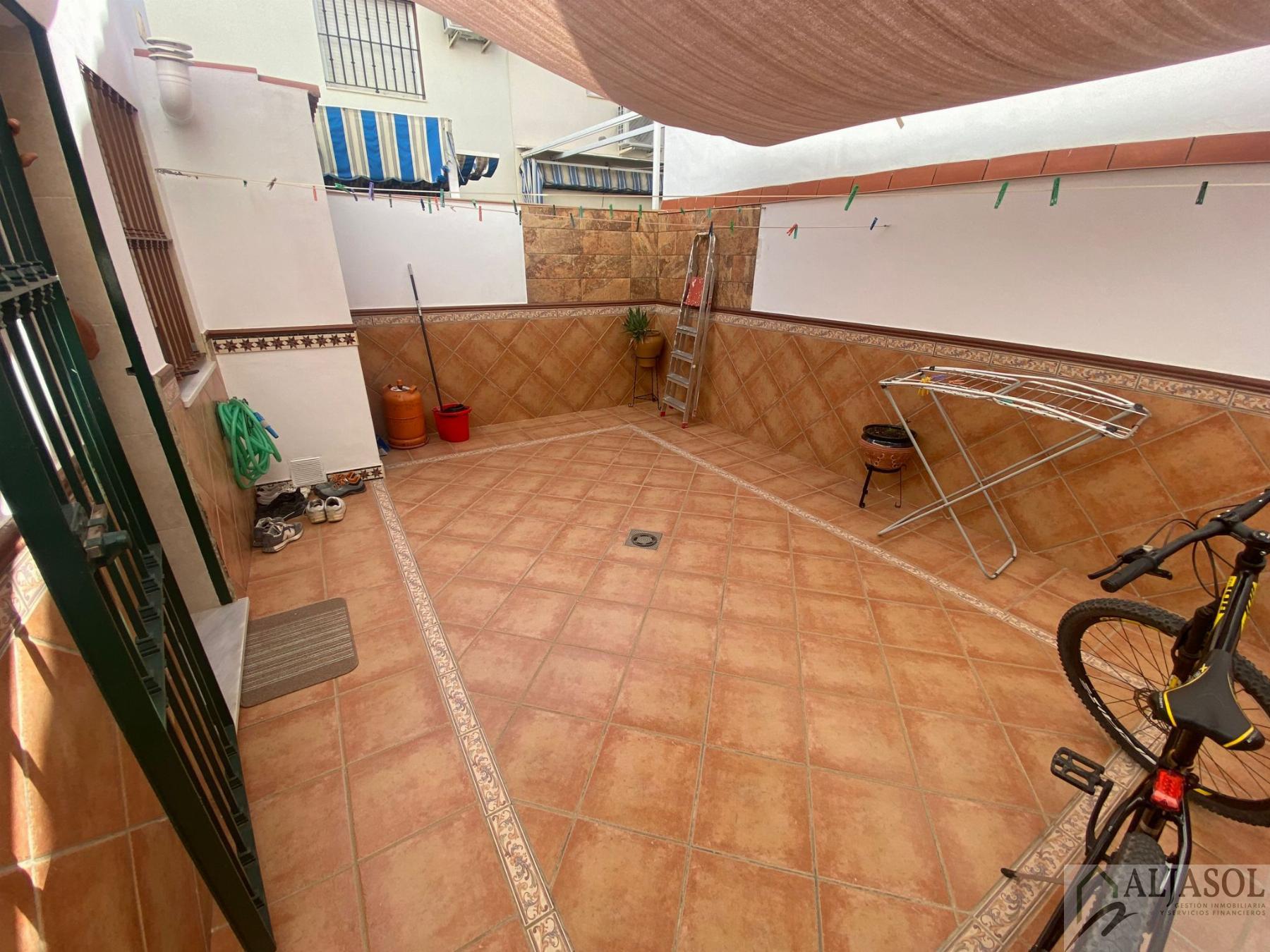 Venta de casa en Bormujos