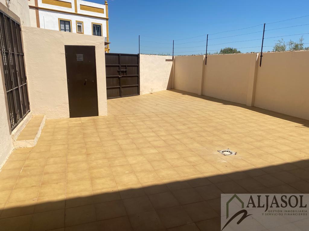 For sale of house in Olivares