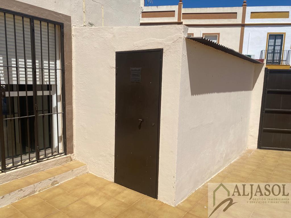 For sale of house in Olivares