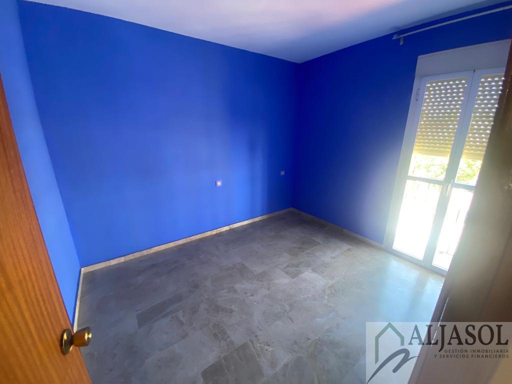 For sale of house in Olivares