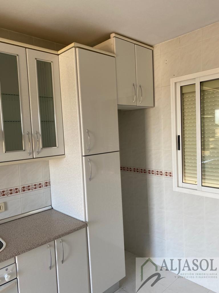 For sale of house in Olivares