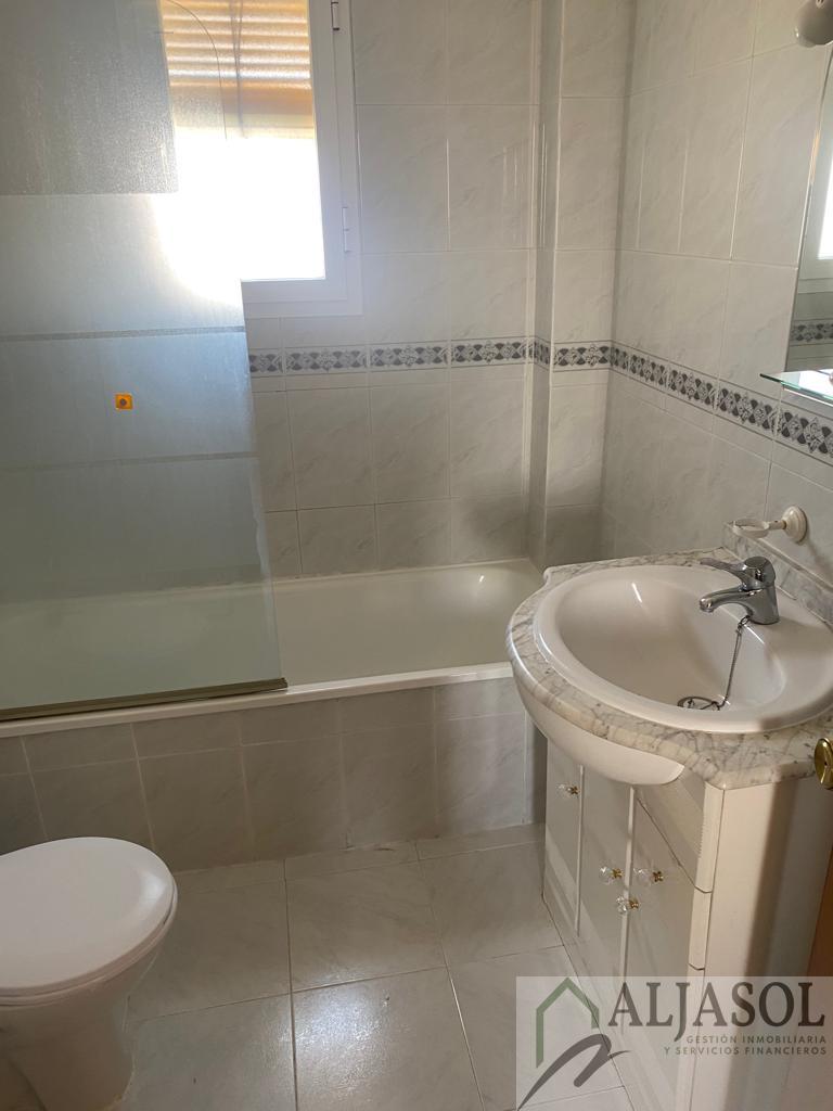 For sale of house in Olivares