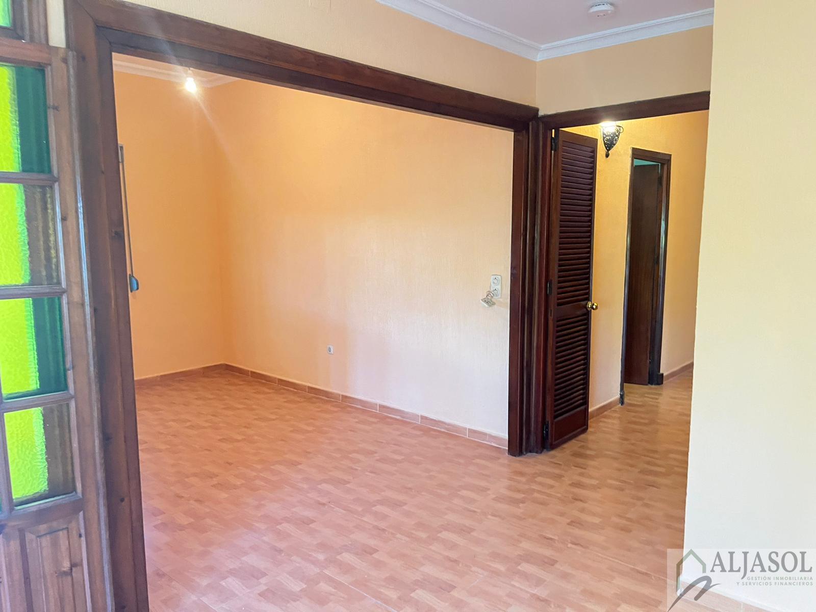 For sale of chalet in Valencina de la Concepción