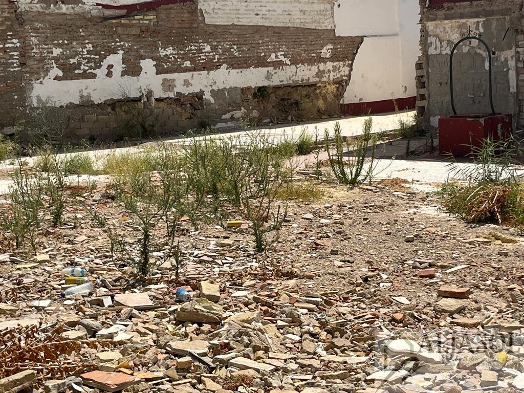 For sale of land in Bormujos