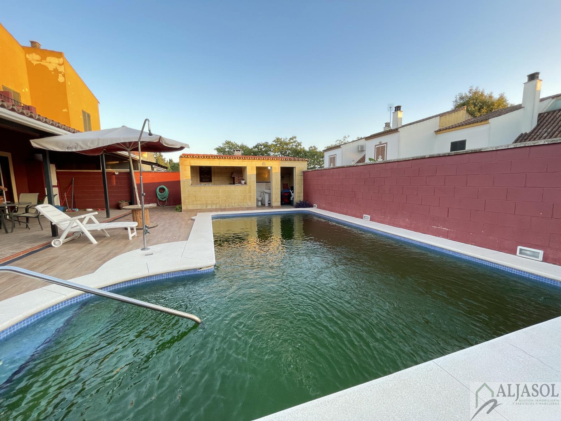 For sale of house in Valencina de la Concepción