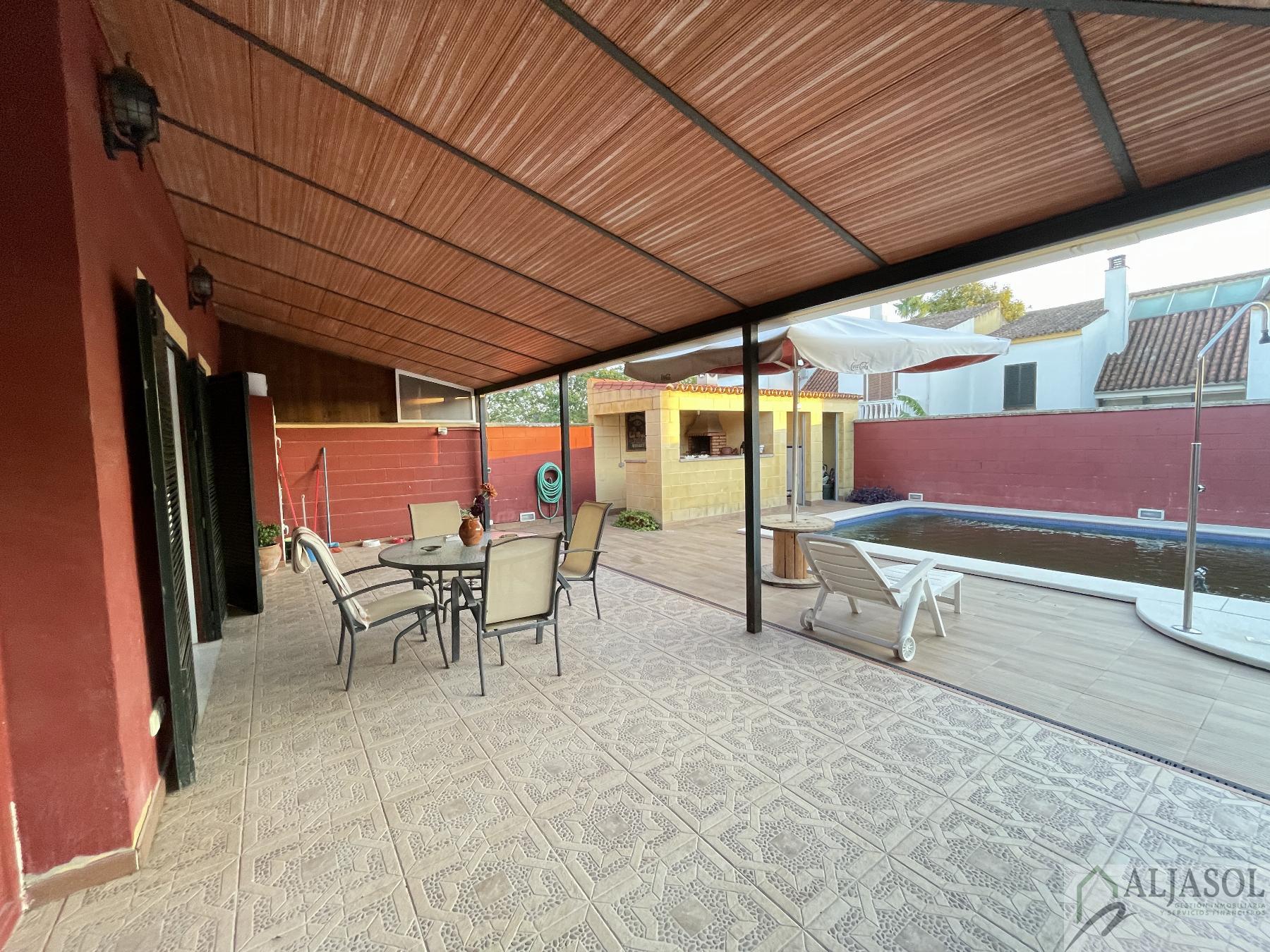 For sale of house in Valencina de la Concepción