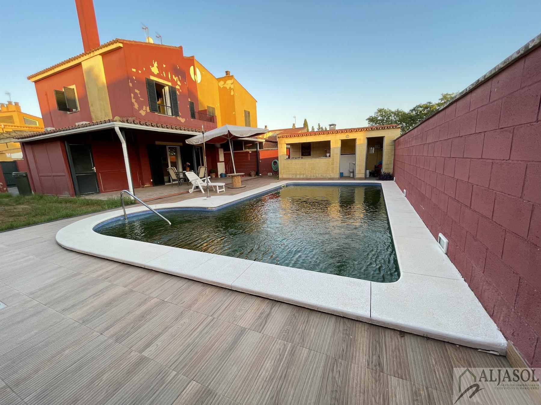 For sale of house in Valencina de la Concepción