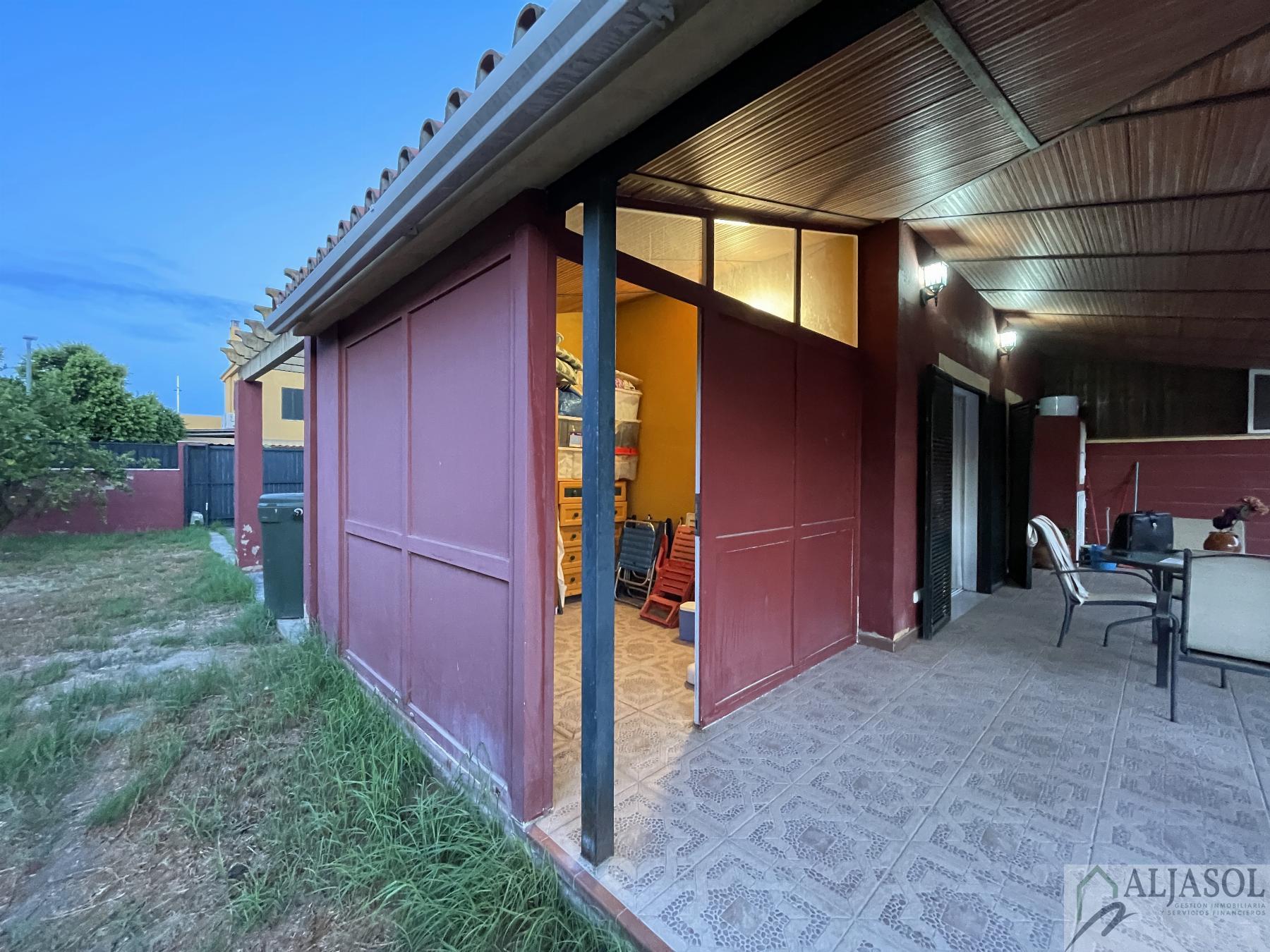 For sale of house in Valencina de la Concepción