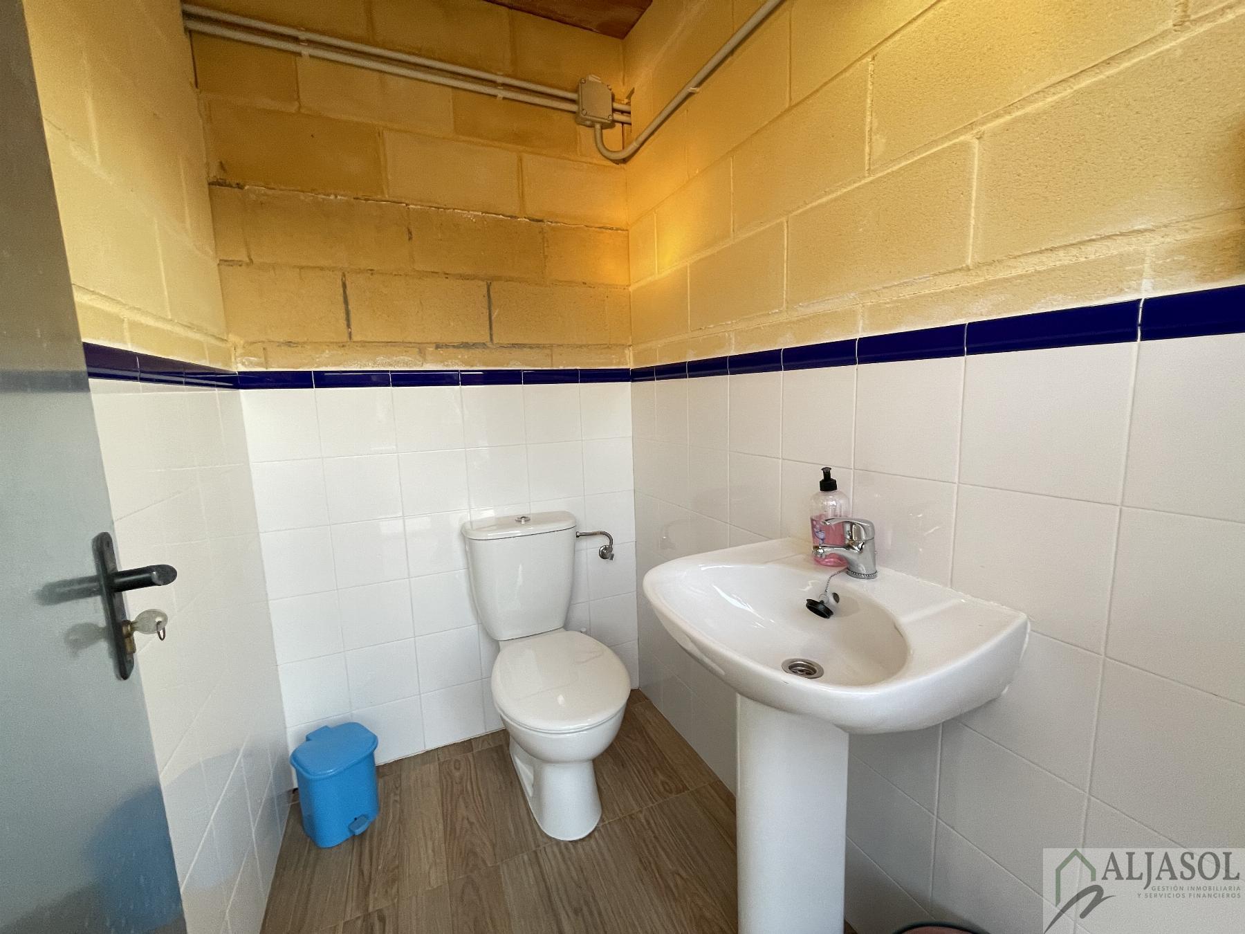 For sale of house in Valencina de la Concepción