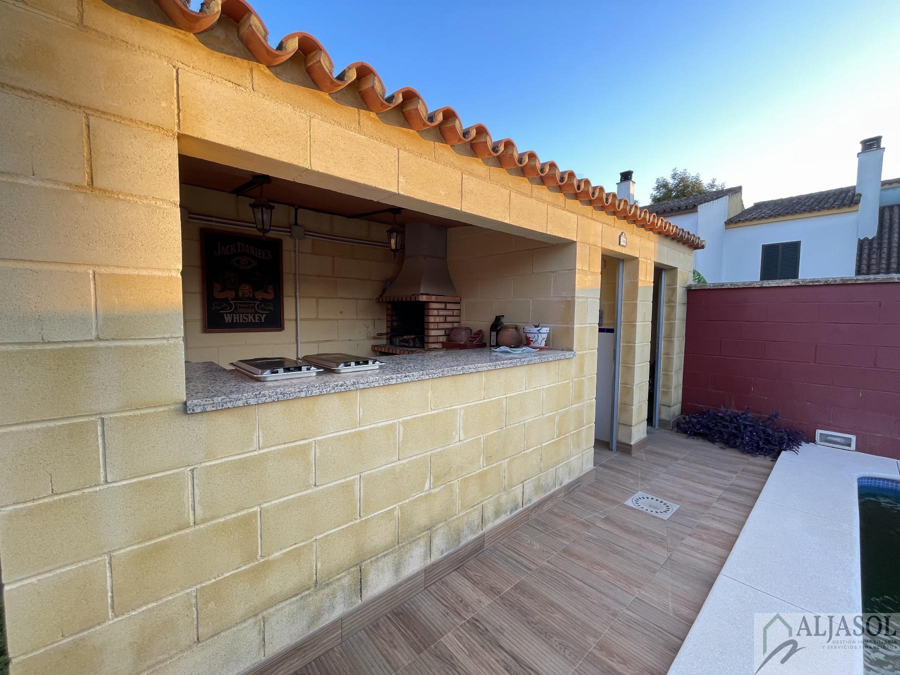 For sale of house in Valencina de la Concepción