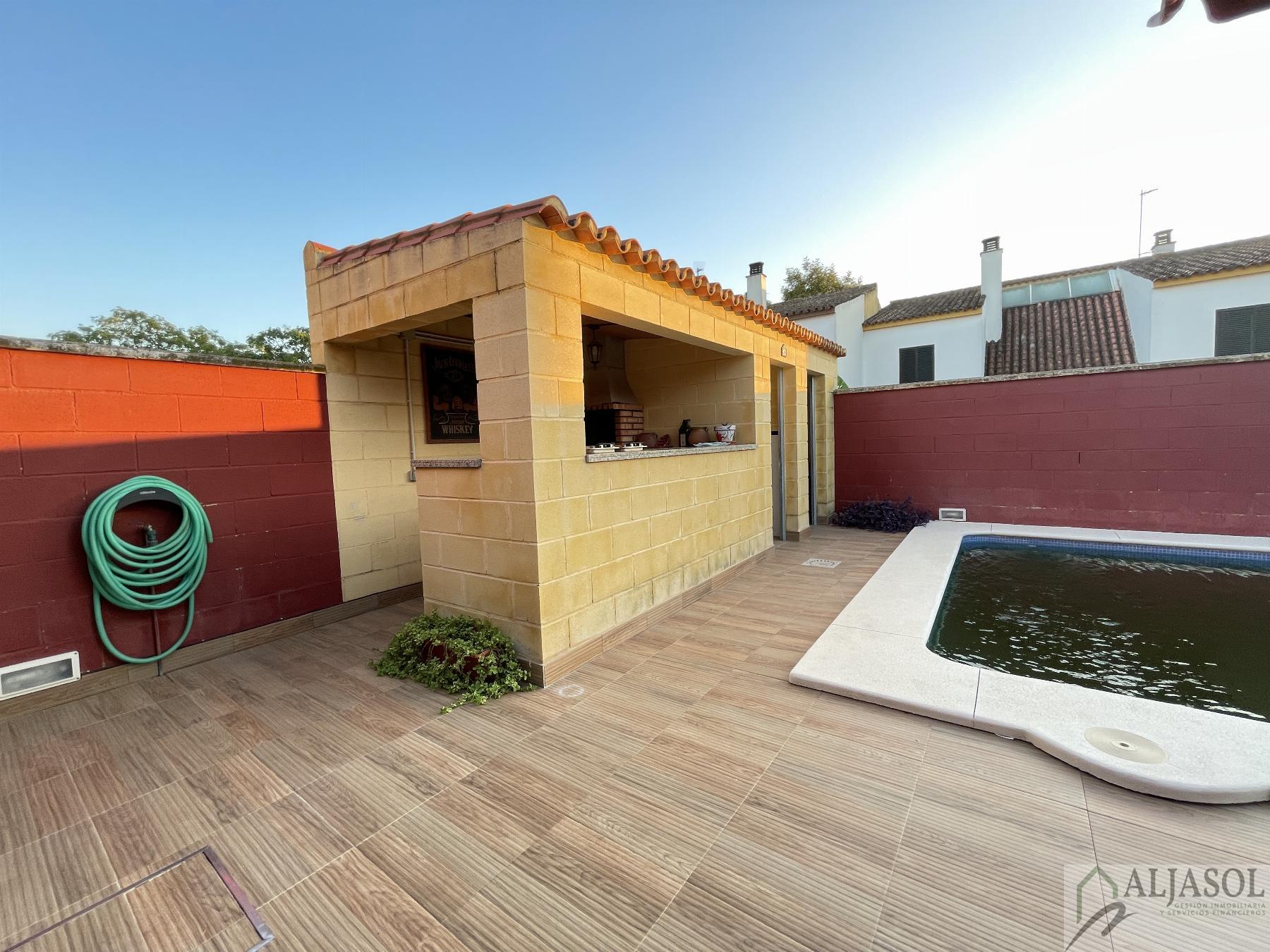 For sale of house in Valencina de la Concepción