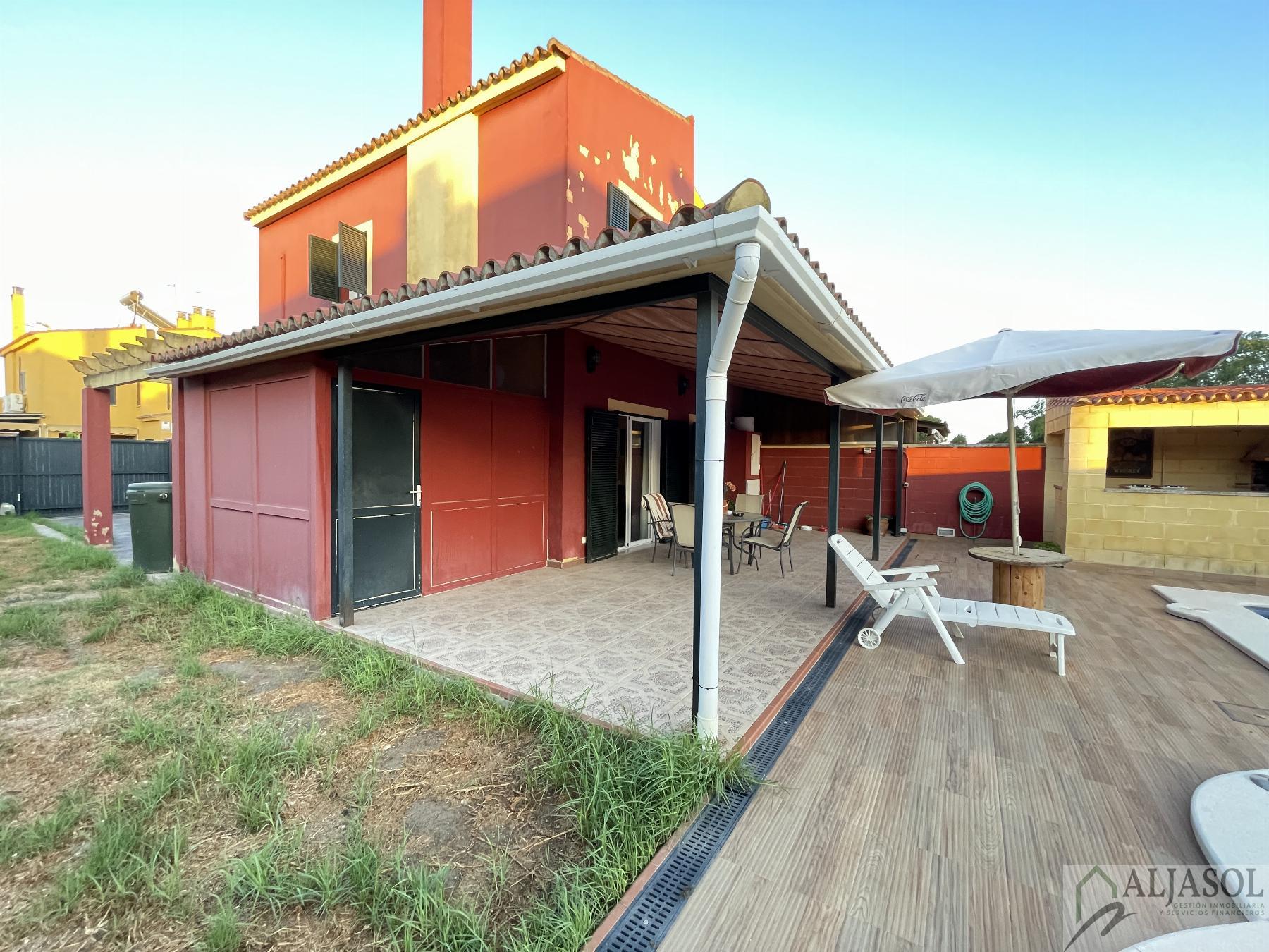 For sale of house in Valencina de la Concepción