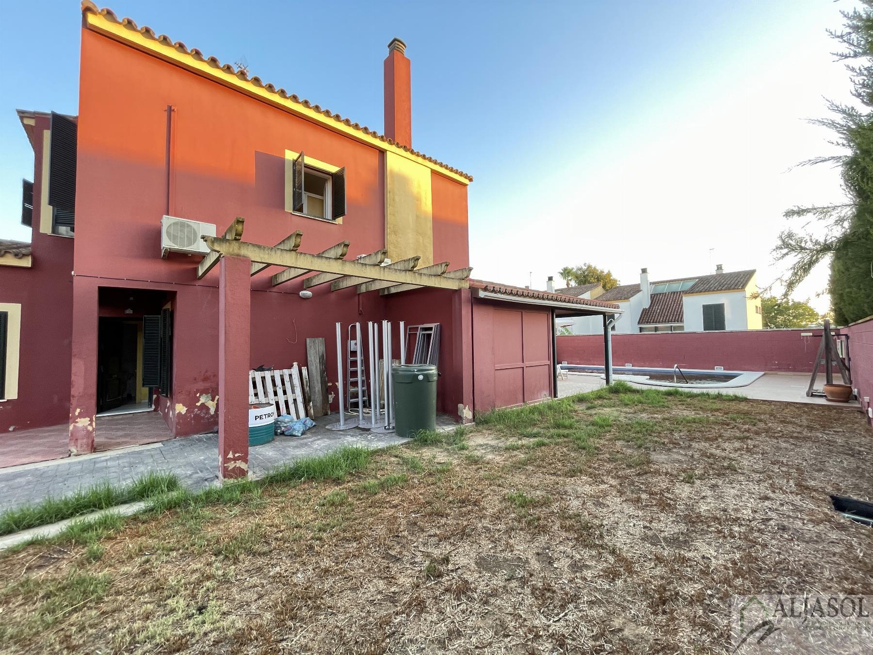 For sale of house in Valencina de la Concepción
