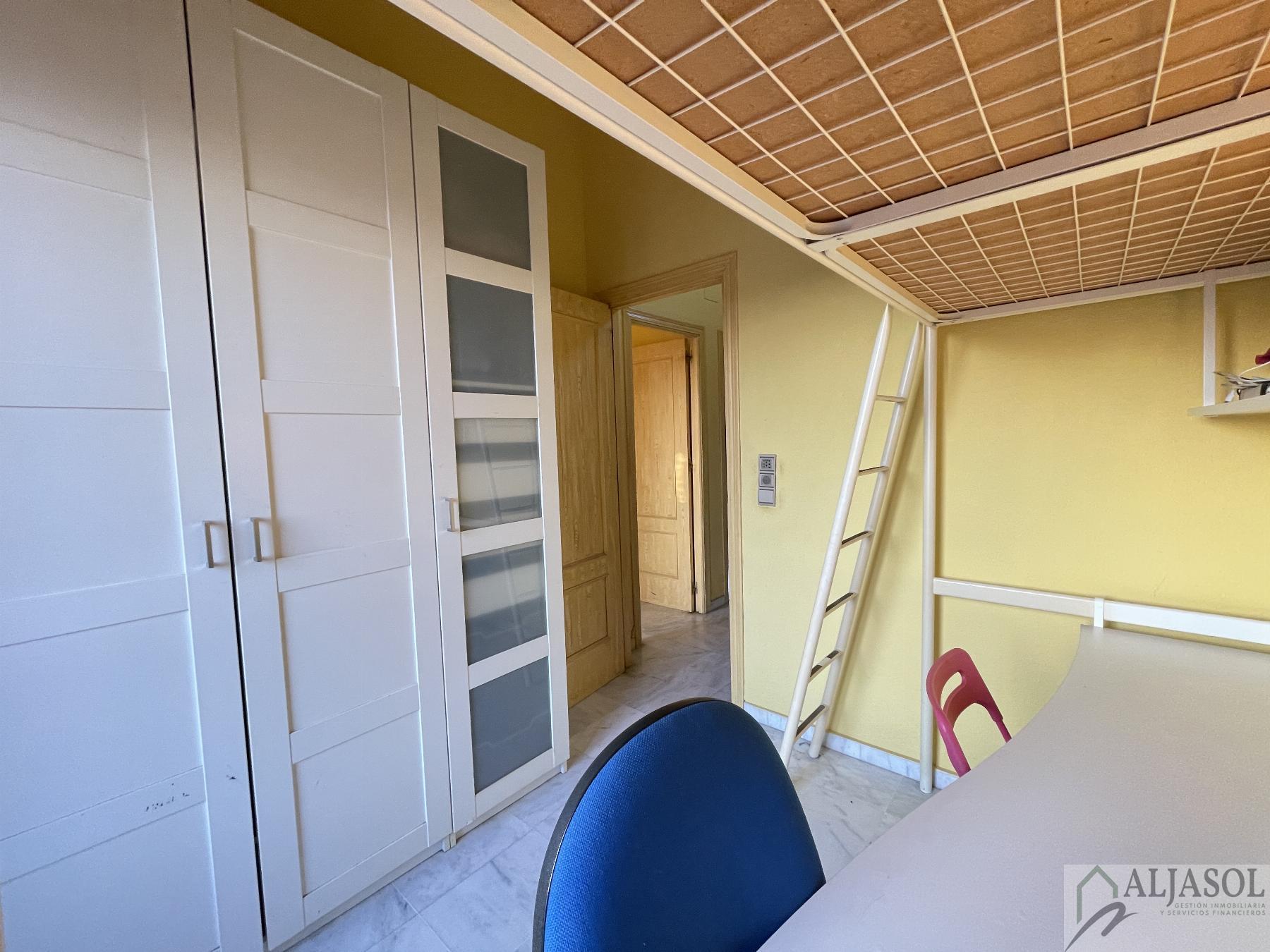 For sale of house in Valencina de la Concepción