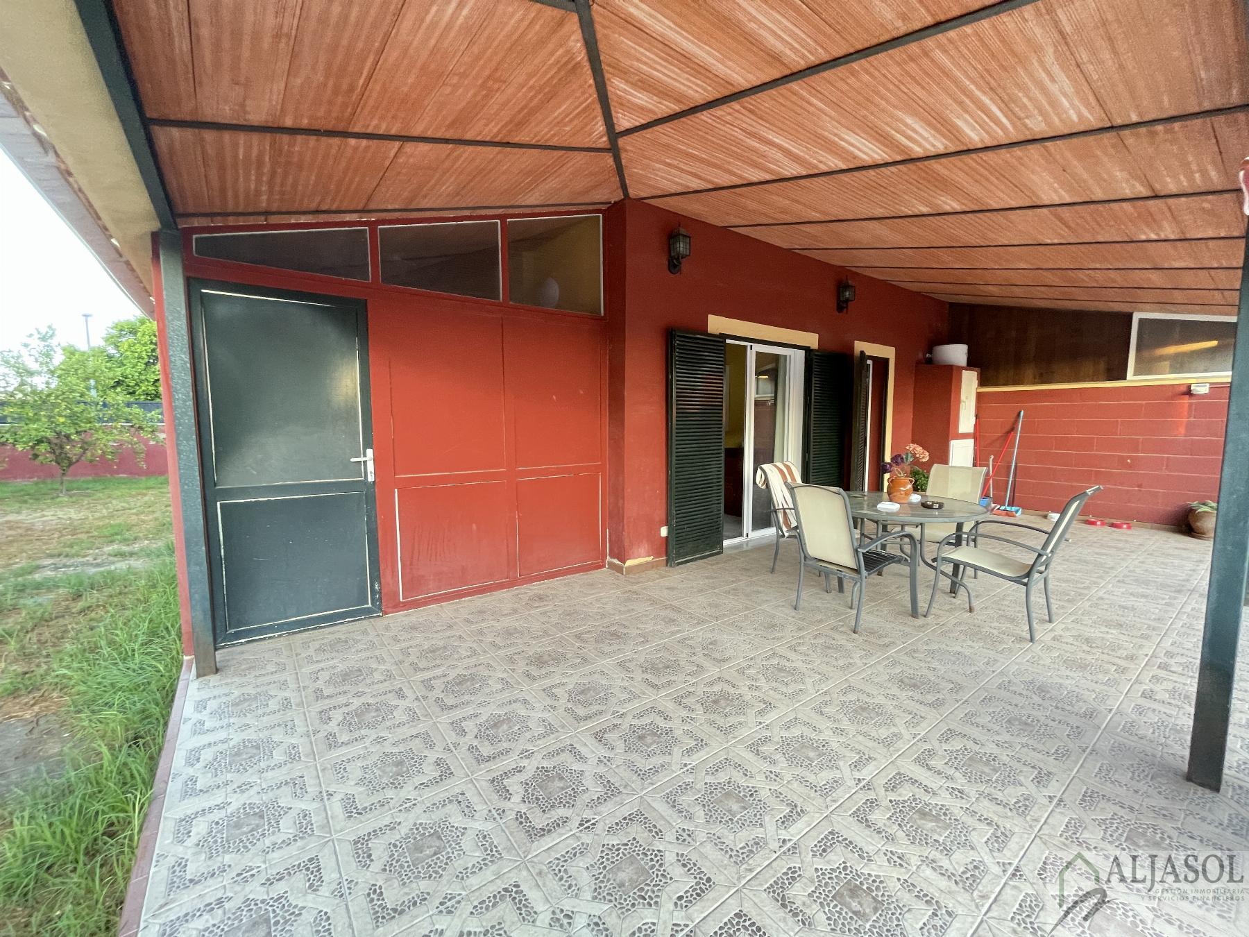 For sale of house in Valencina de la Concepción