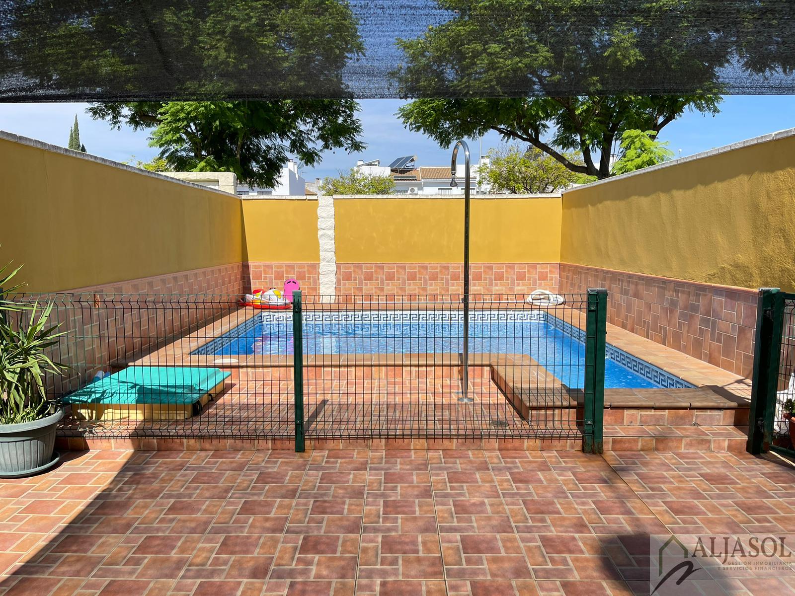 For sale of house in Bormujos