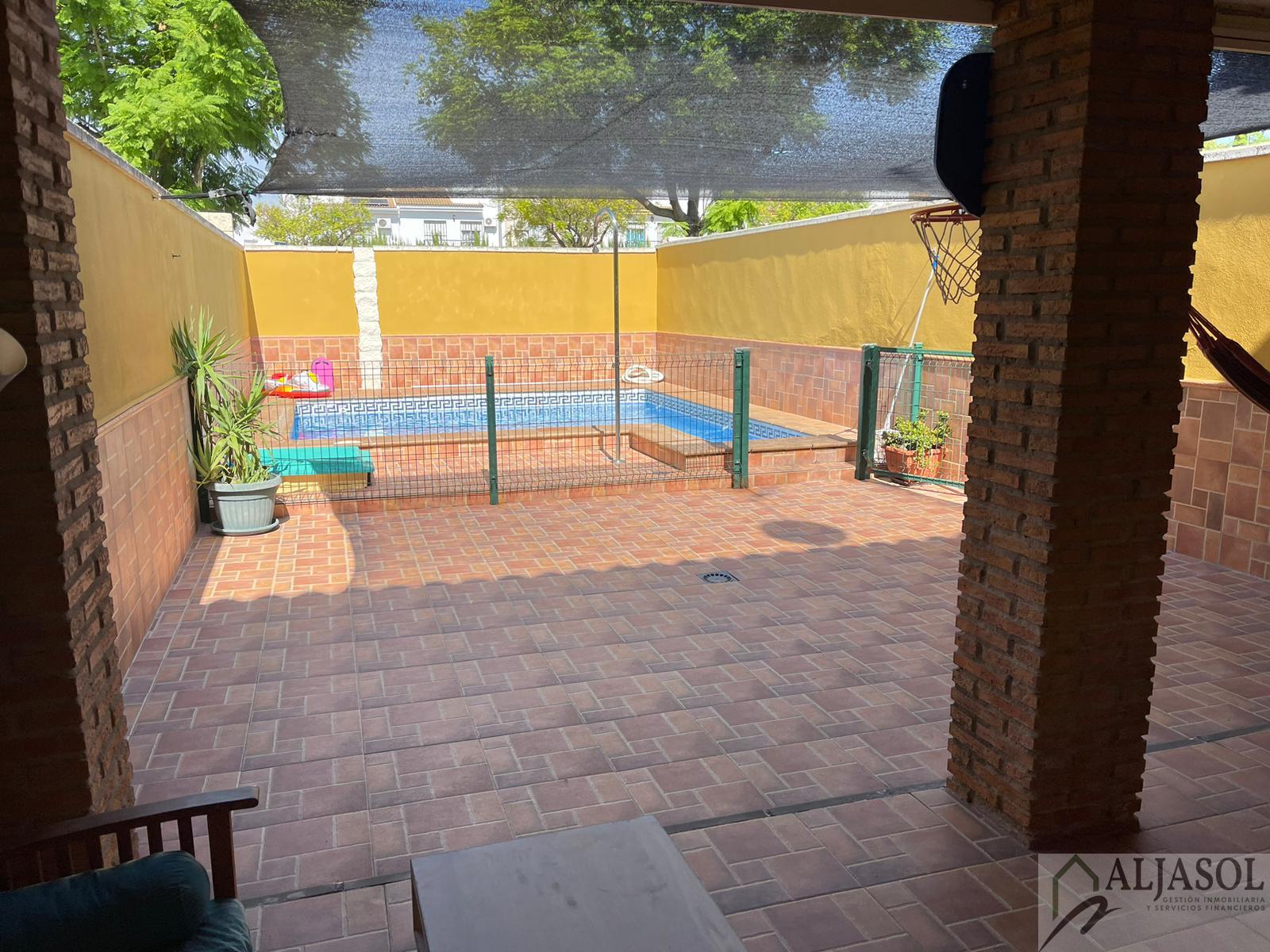For sale of house in Bormujos
