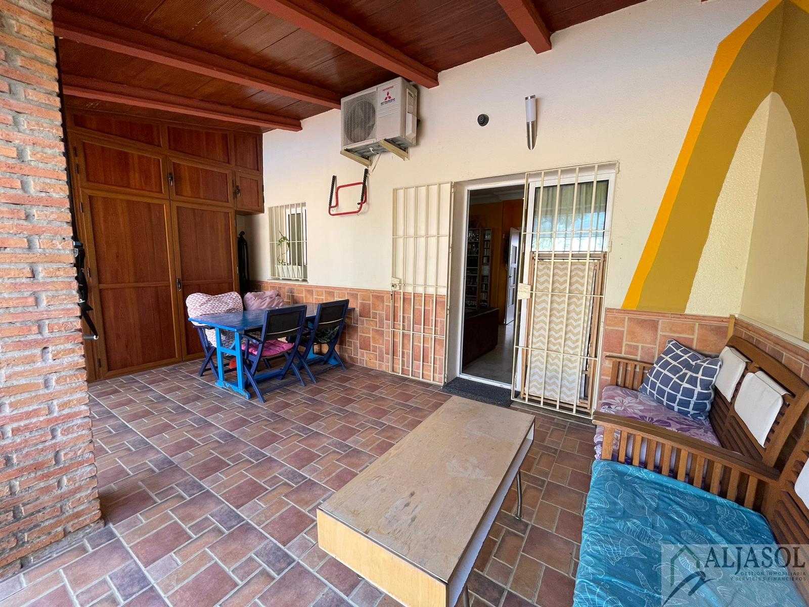 For sale of house in Bormujos