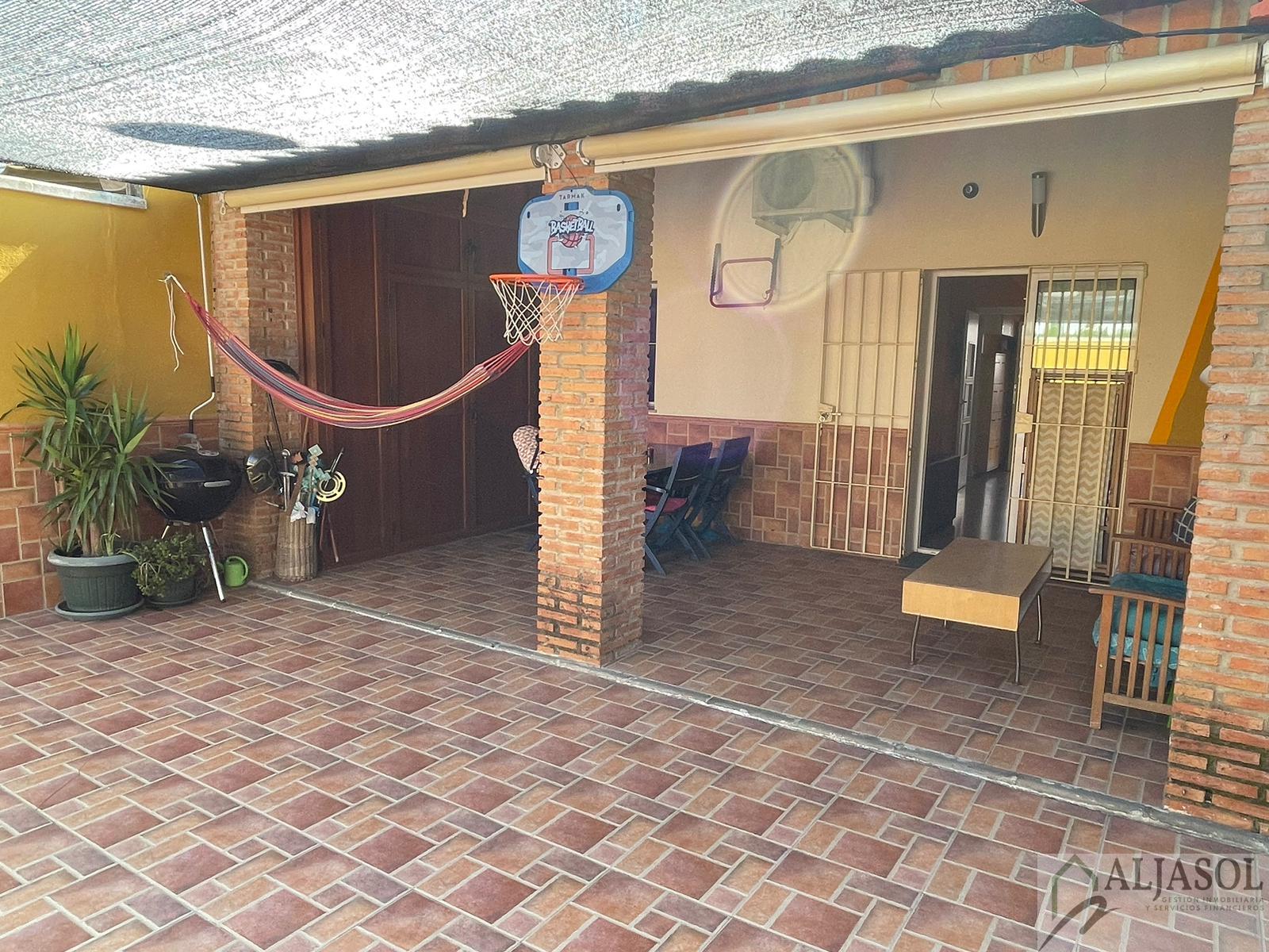 For sale of house in Bormujos