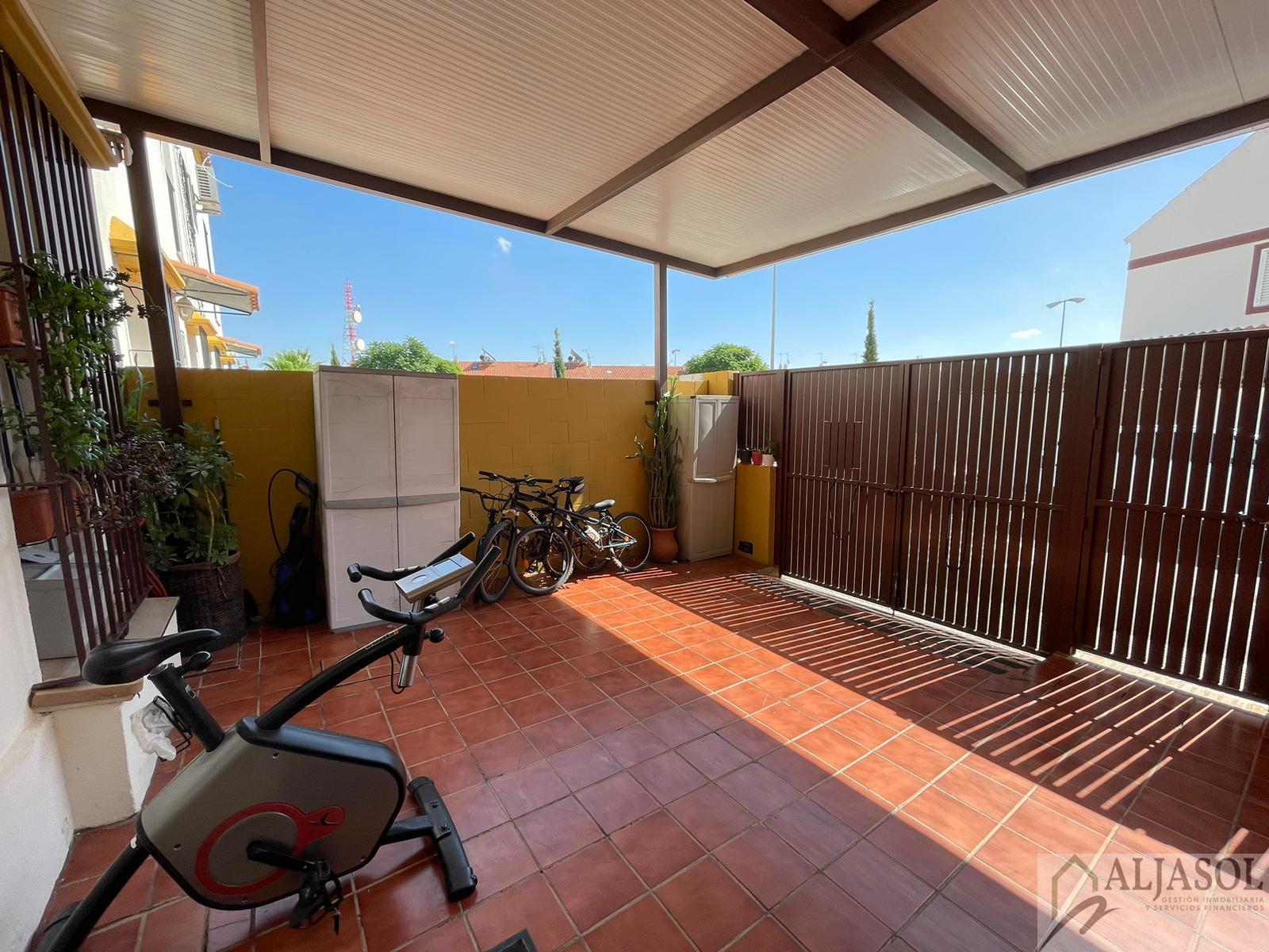 For sale of house in Bormujos