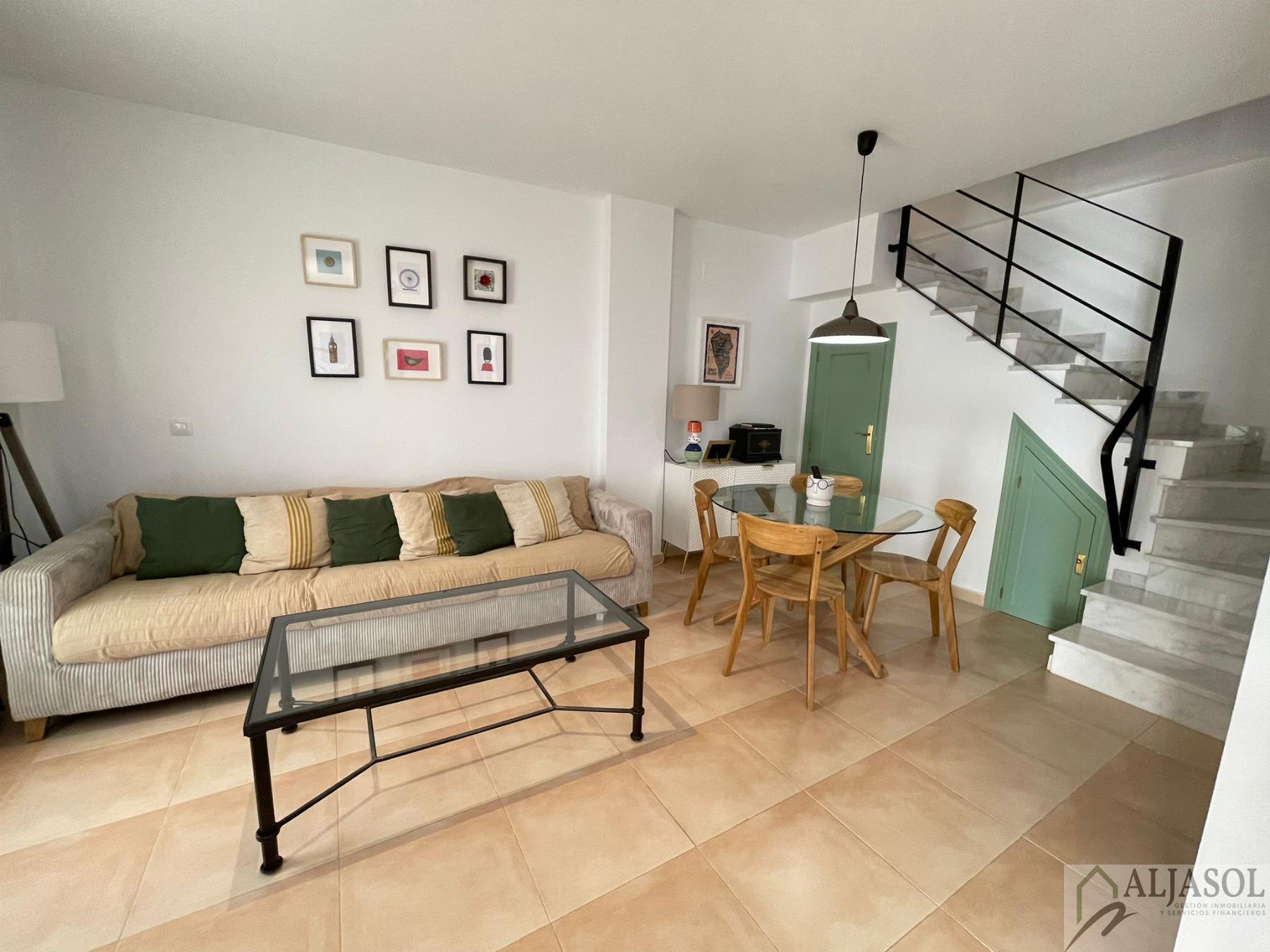 For sale of house in Olivares