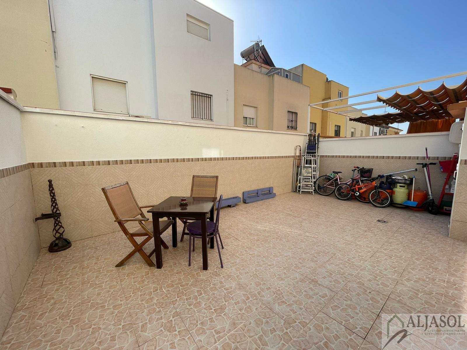 For sale of house in Bollullos de la Mitación