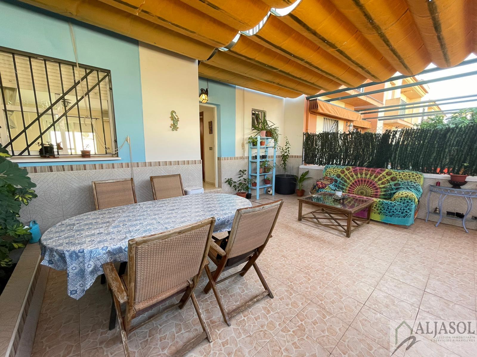 For sale of house in Bollullos de la Mitación