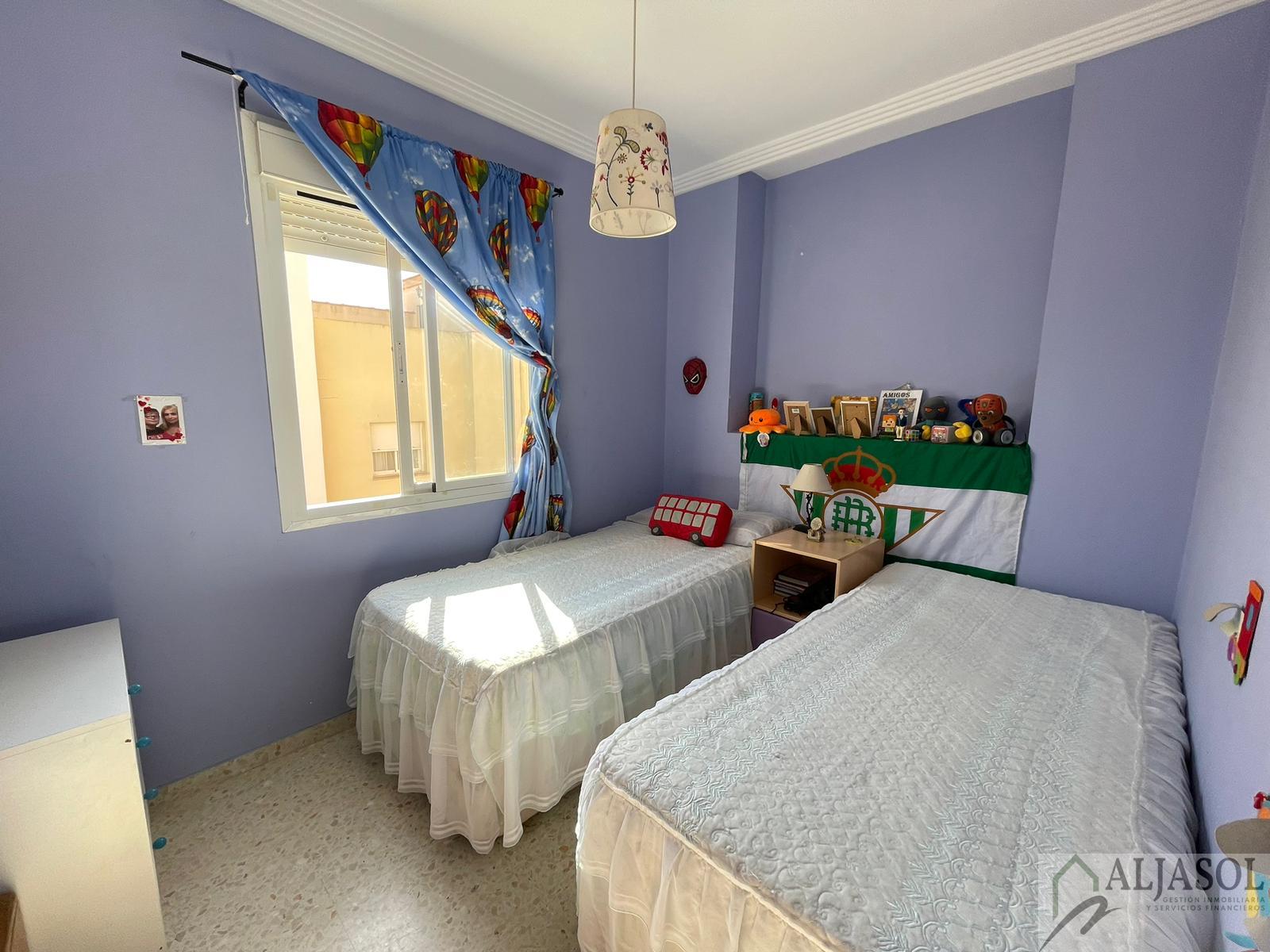 For sale of house in Bollullos de la Mitación