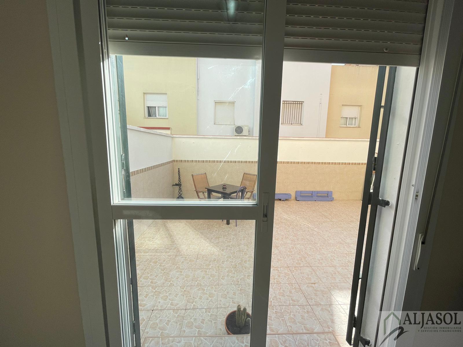 For sale of house in Bollullos de la Mitación