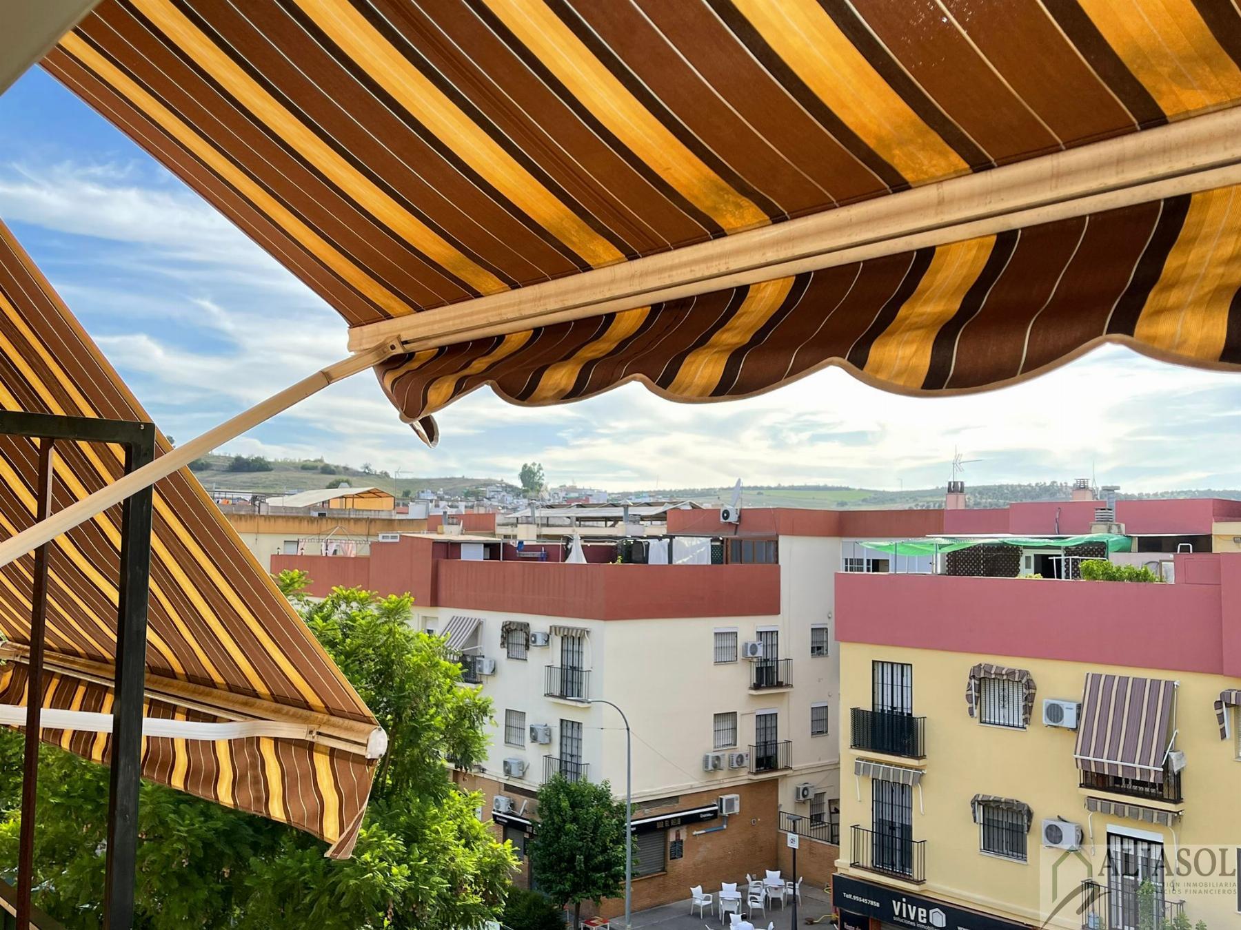For sale of flat in Camas