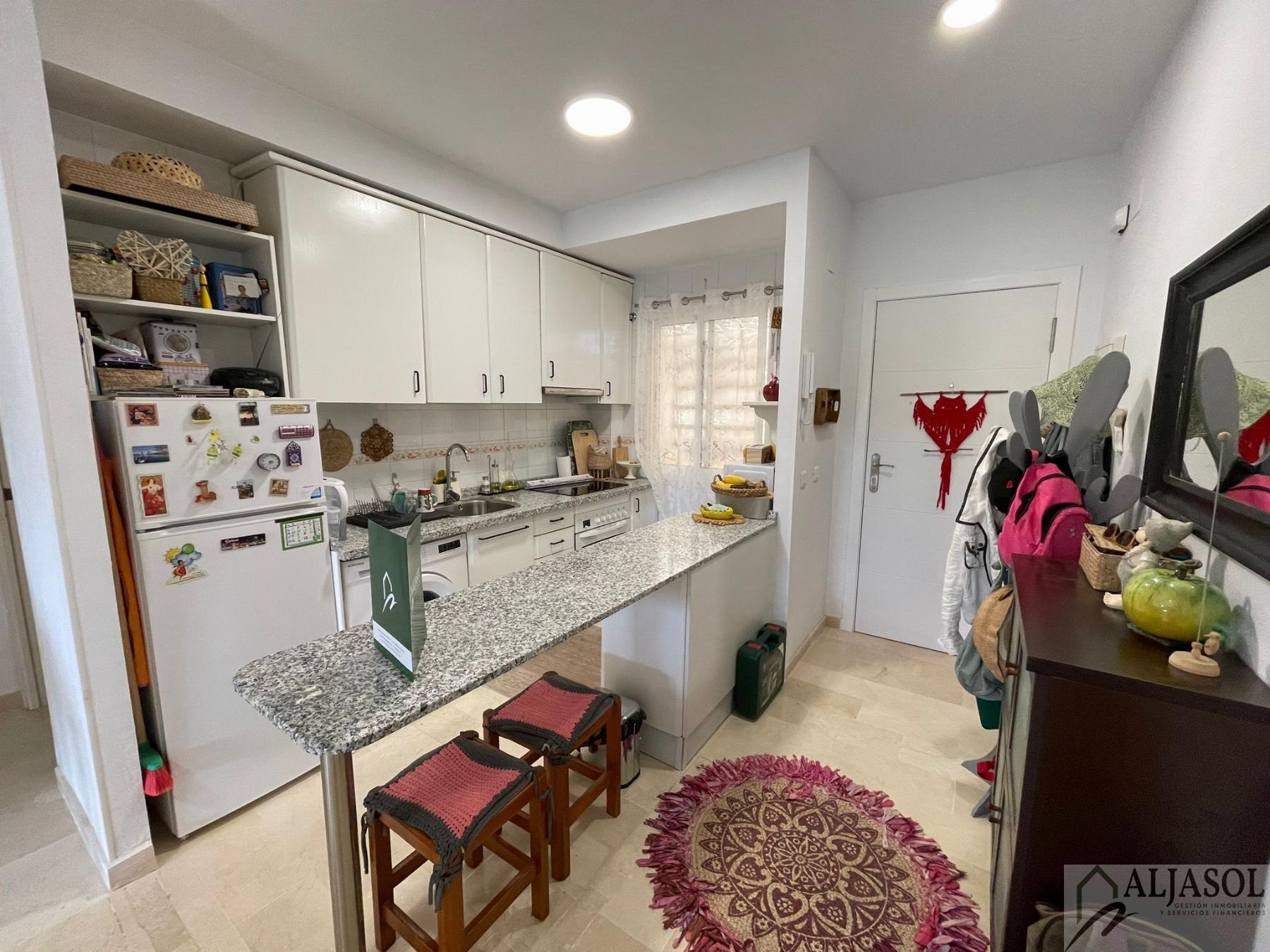 For sale of flat in Camas