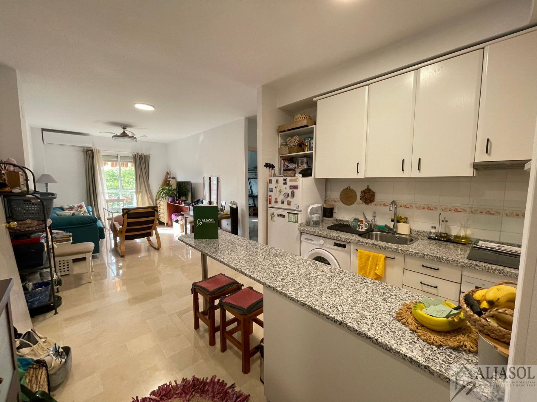 For sale of flat in Camas