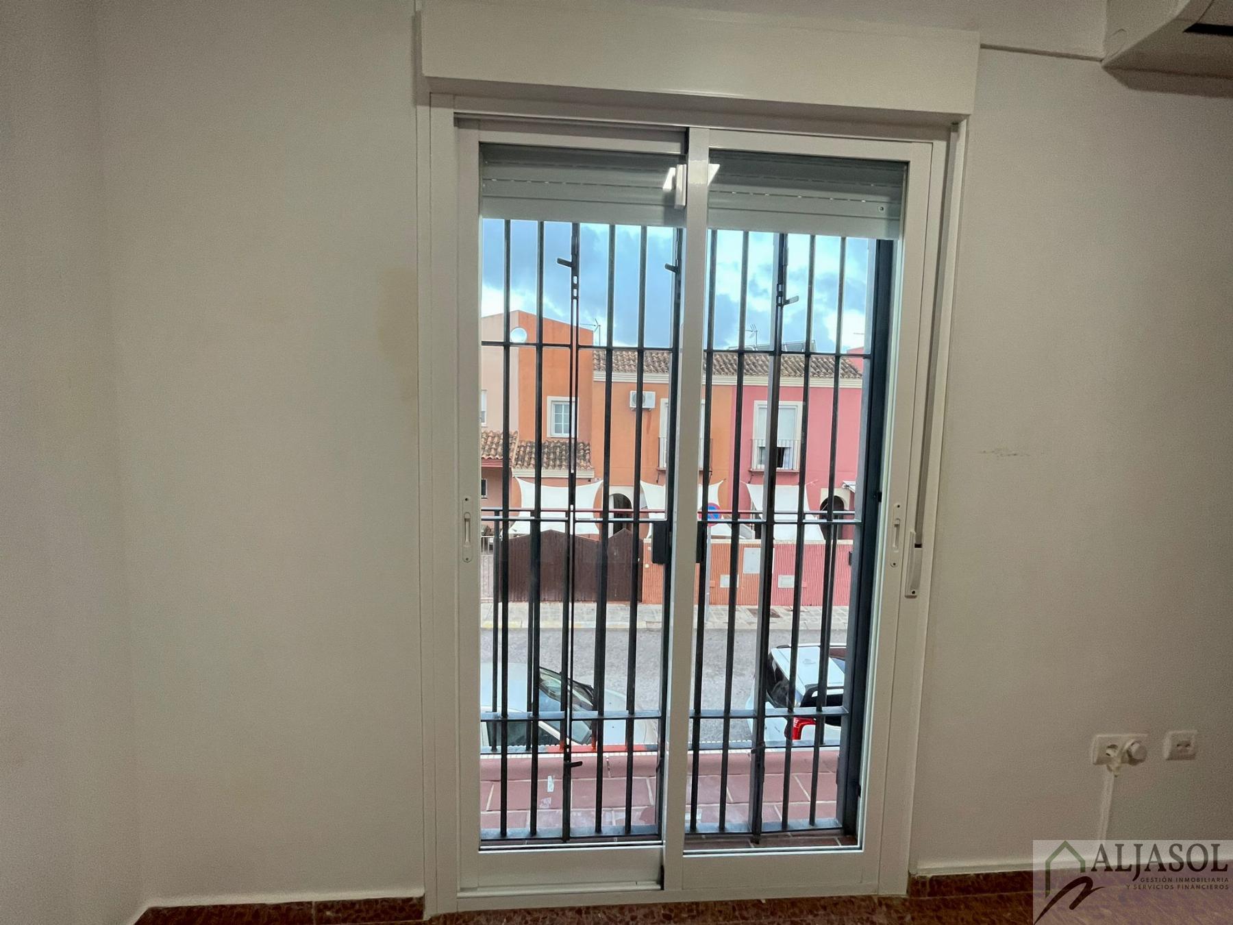 For sale of house in Umbrete
