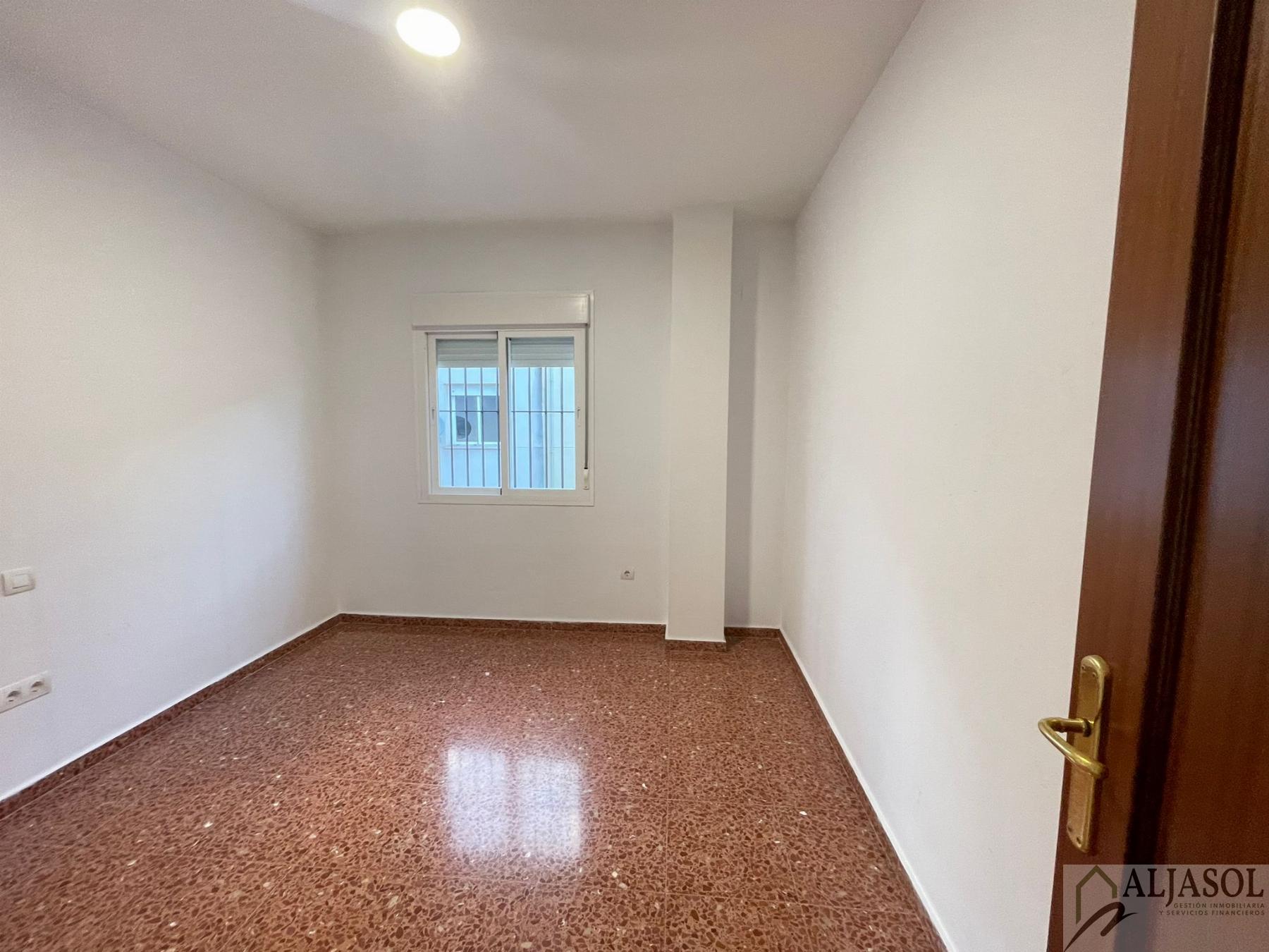 For sale of house in Umbrete