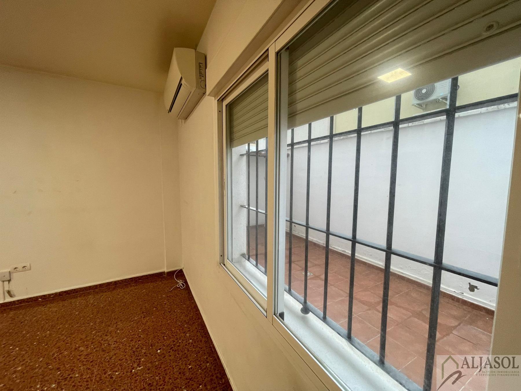 For sale of house in Umbrete