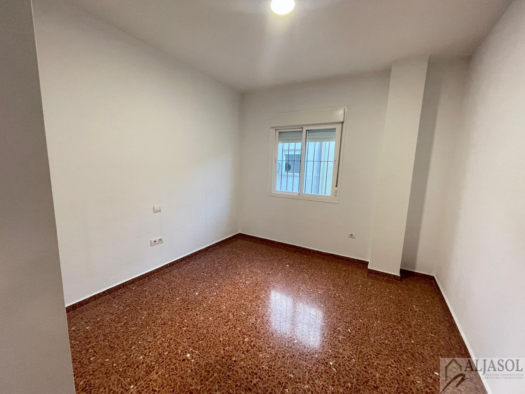 For sale of house in Umbrete