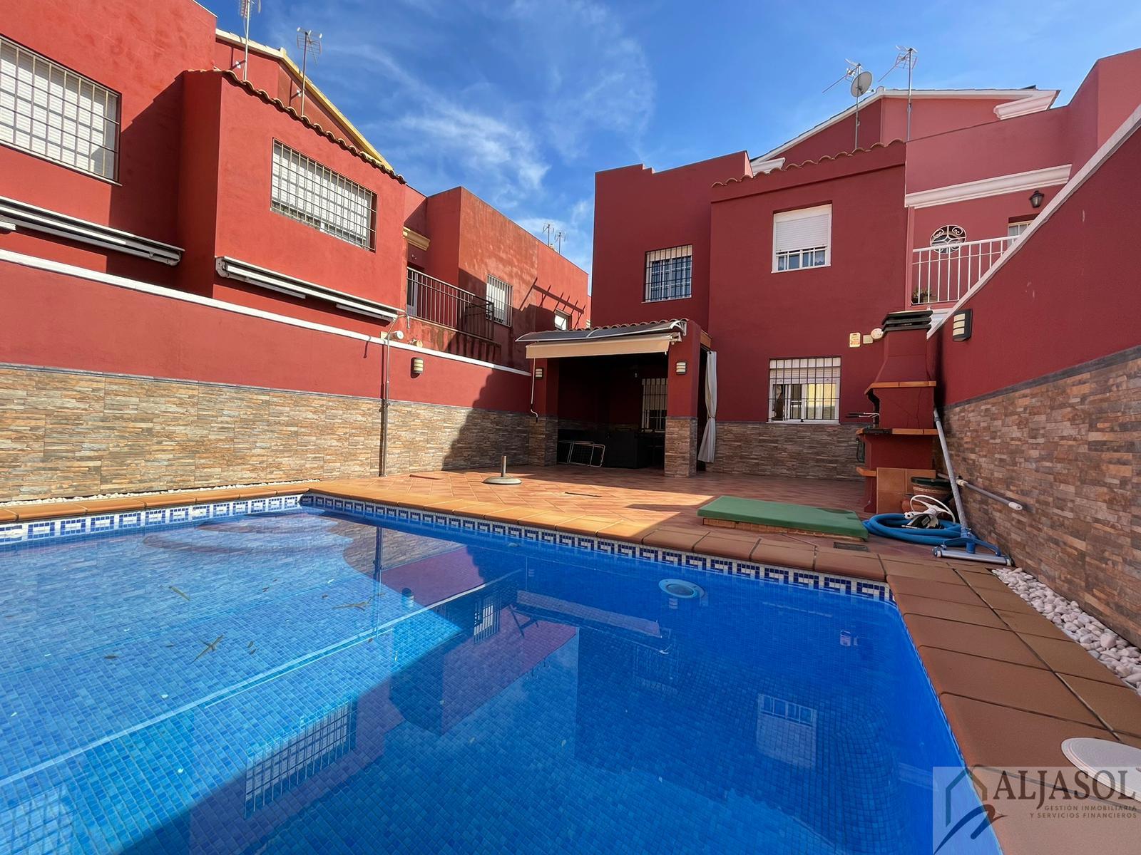For sale of house in Bollullos de la Mitación