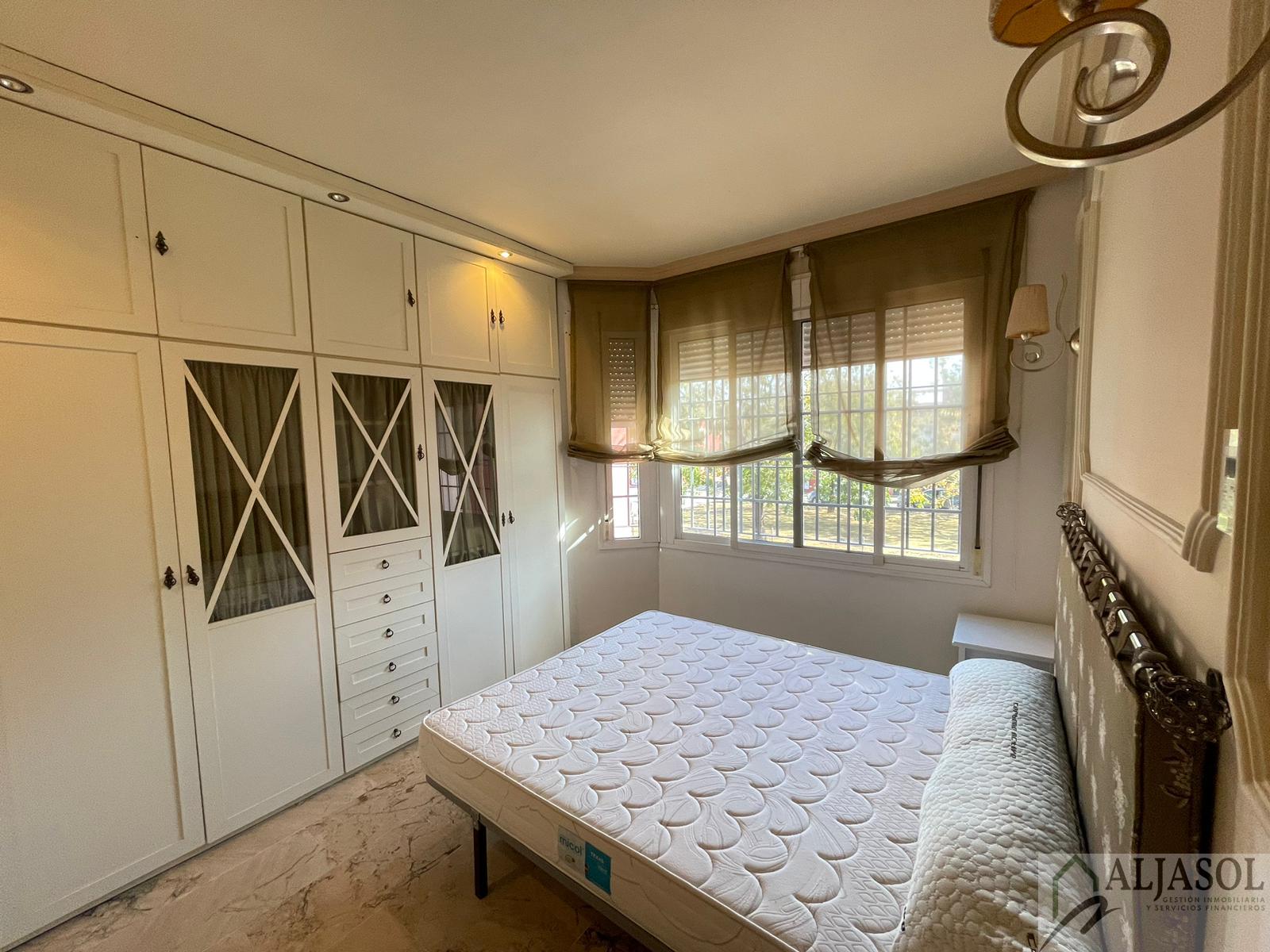 For sale of house in Bollullos de la Mitación