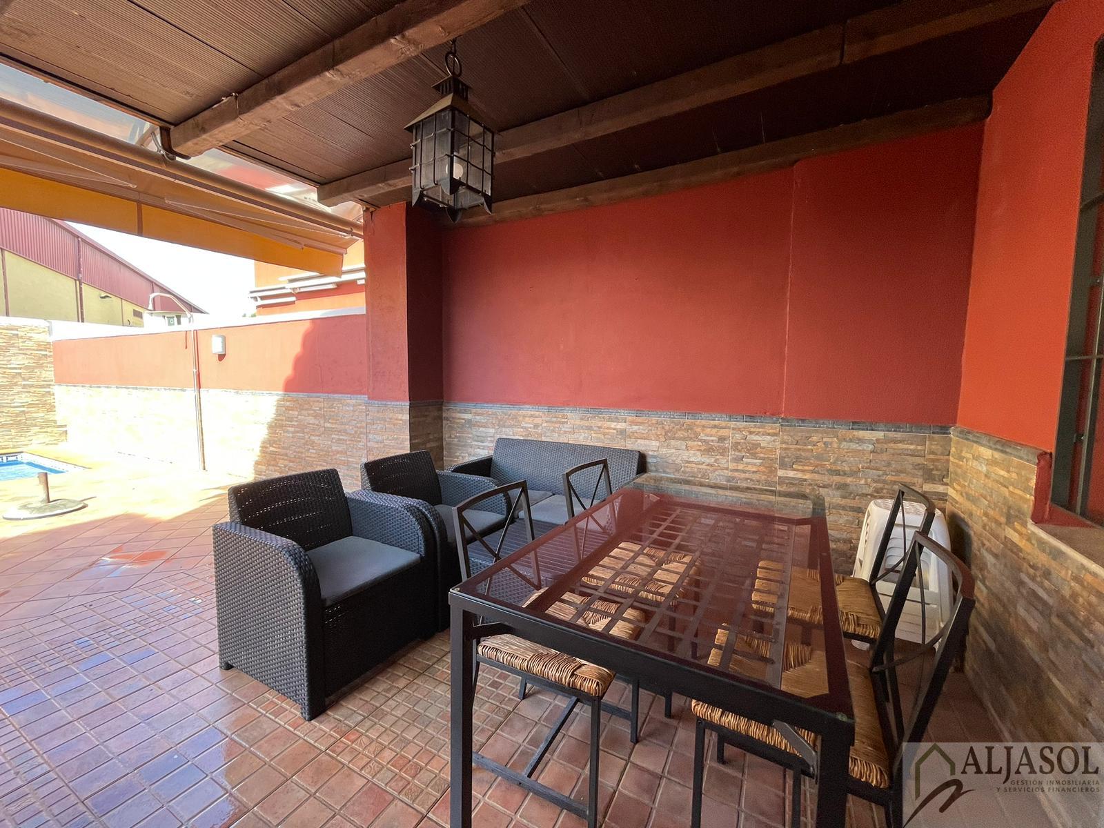 For sale of house in Bollullos de la Mitación