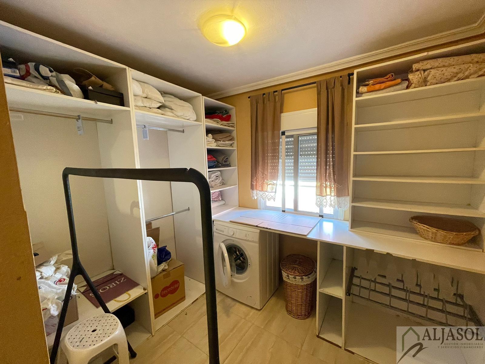 For sale of house in Bollullos de la Mitación