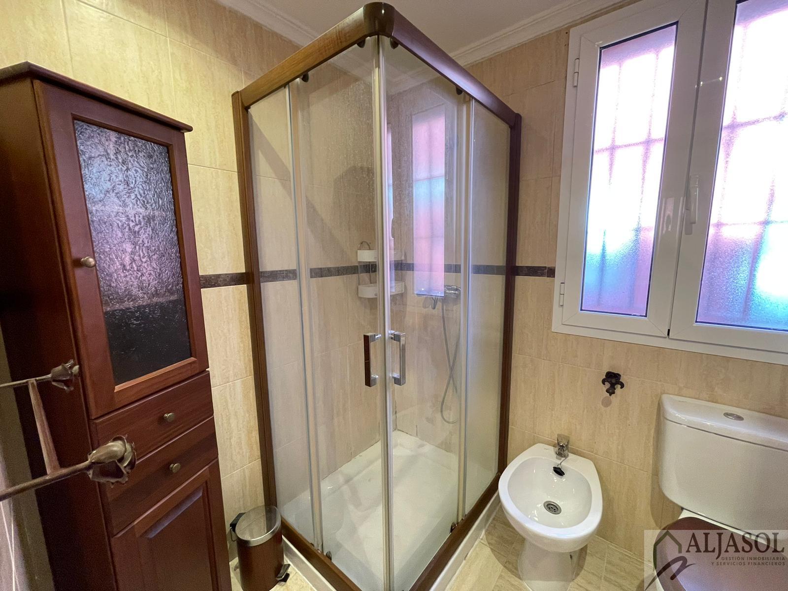For sale of house in Bollullos de la Mitación