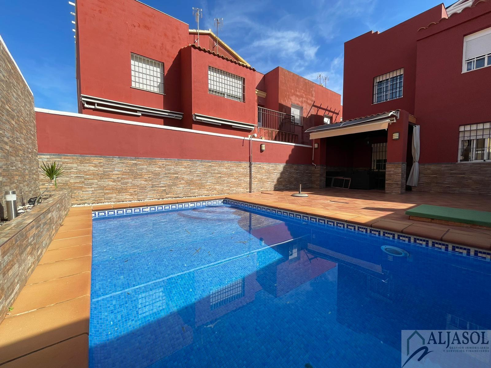 For sale of house in Bollullos de la Mitación