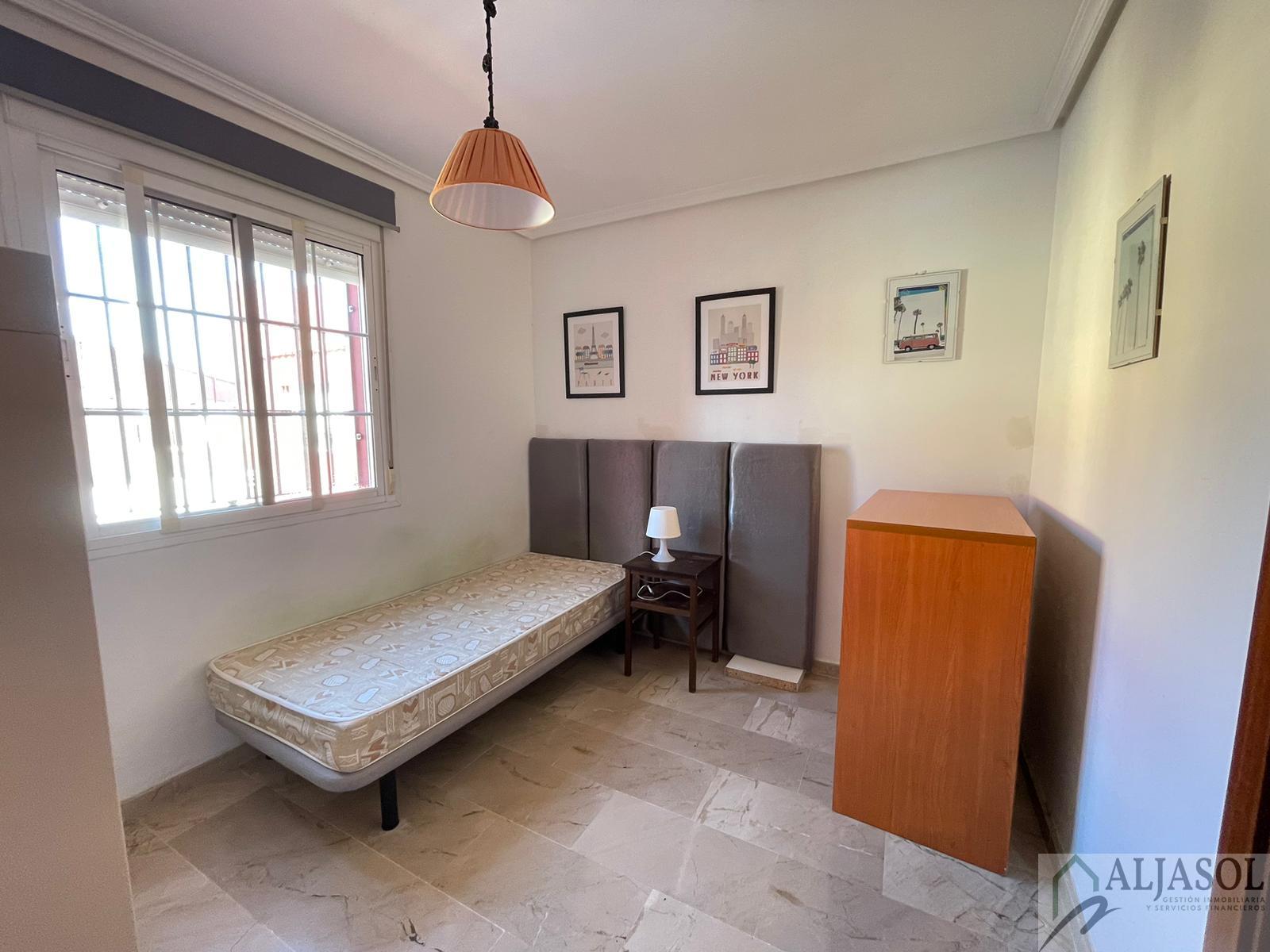 For sale of house in Bollullos de la Mitación