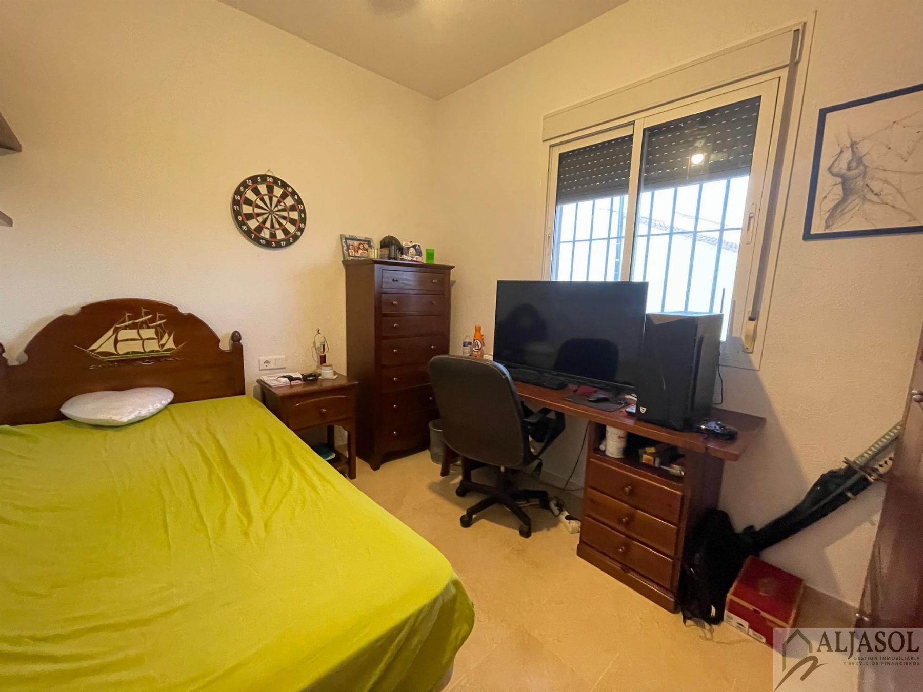 Venta de casa en Villanueva del Ariscal