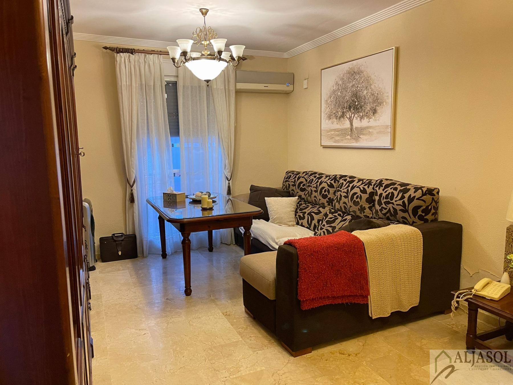 Venta de casa en Villanueva del Ariscal