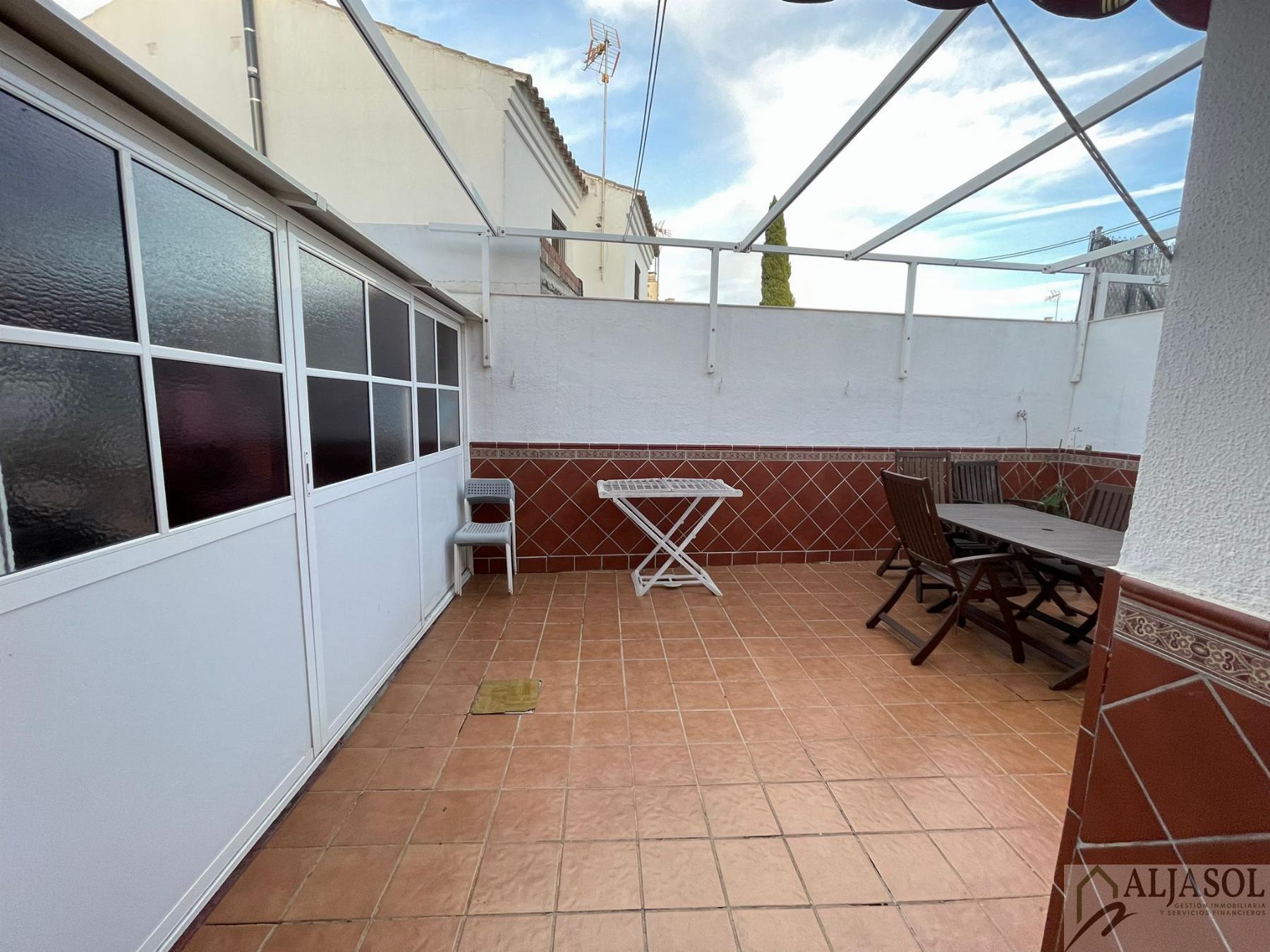 Venta de casa en Villanueva del Ariscal